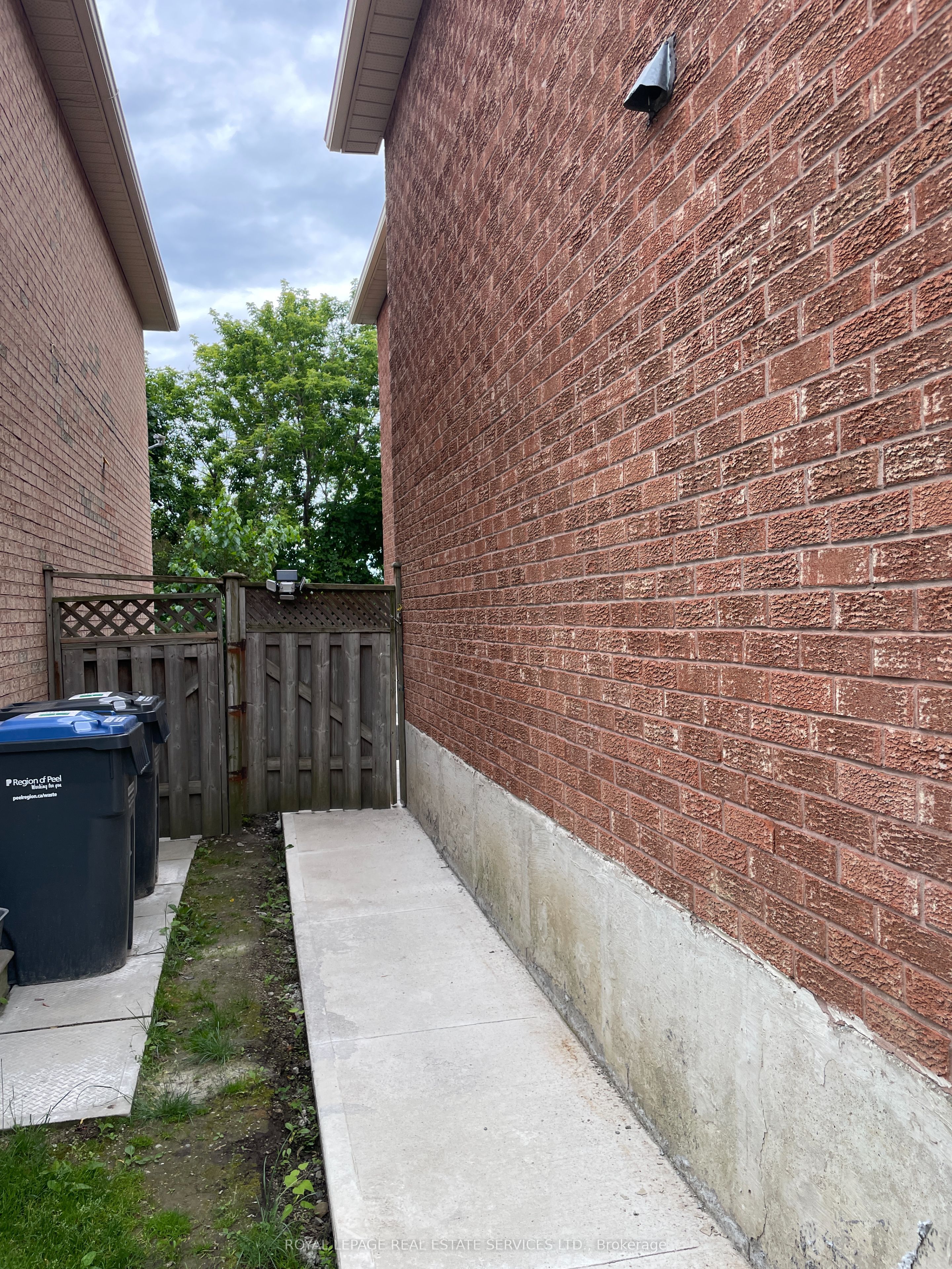 167 Macedonia Crescent Property Photo 4