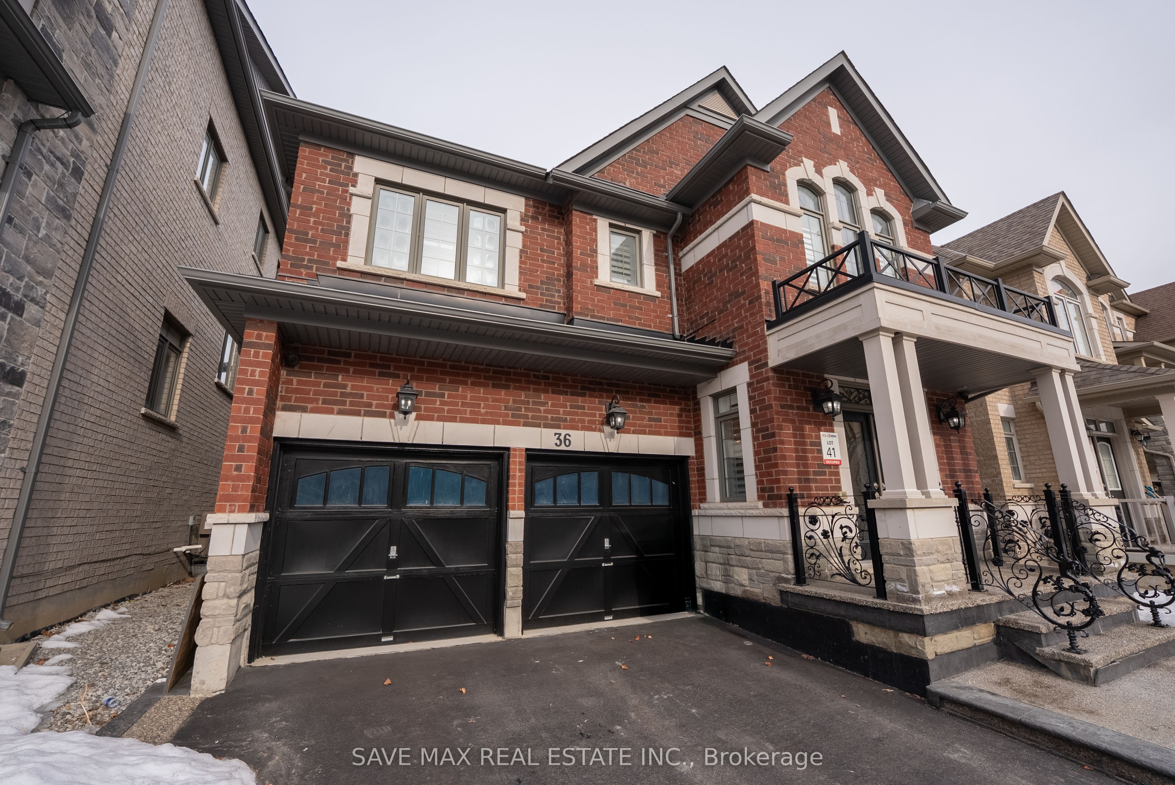 36 Roulette Crescent Property Photo 1