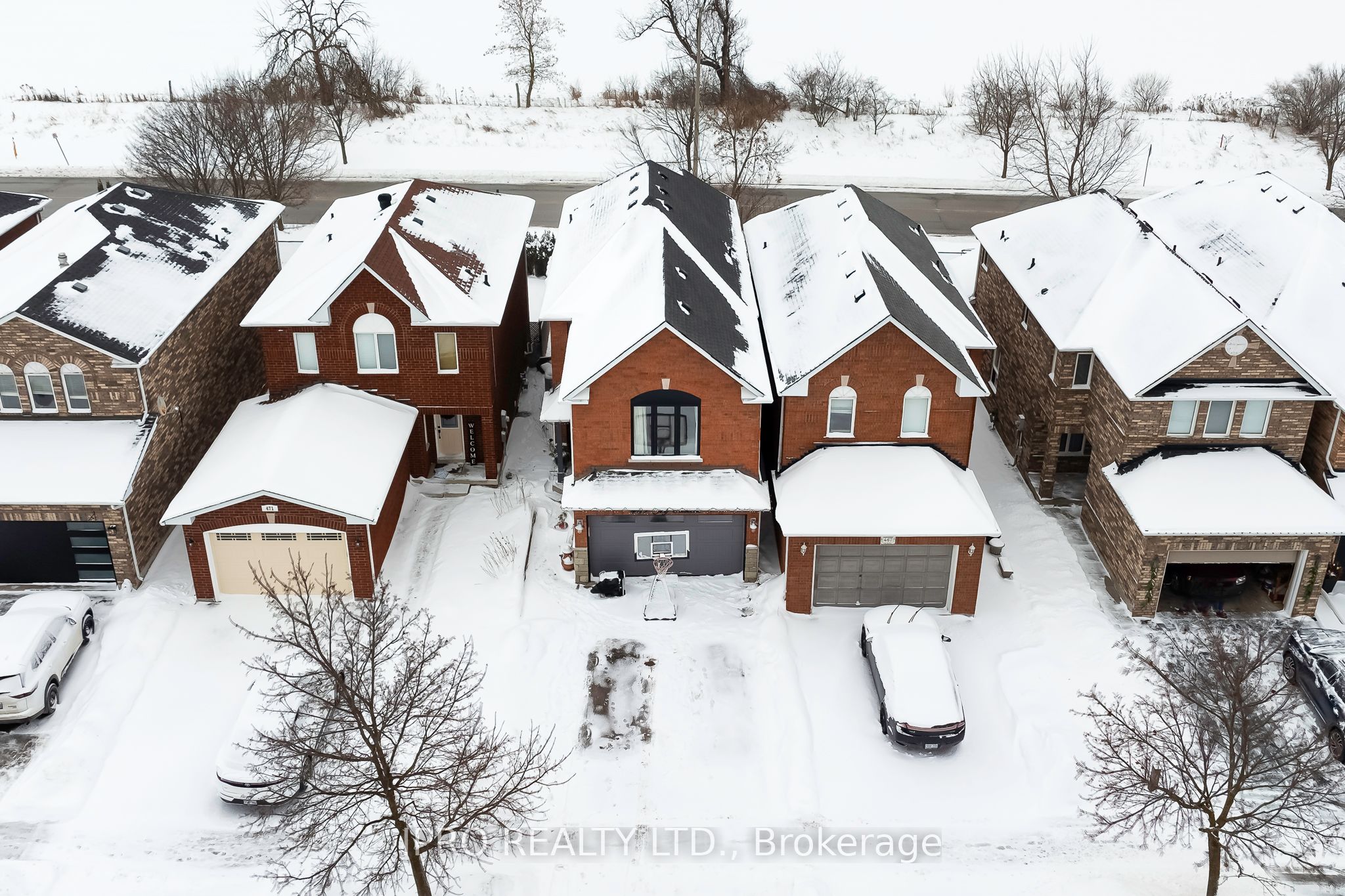 469 Jay Cres Property Photo
