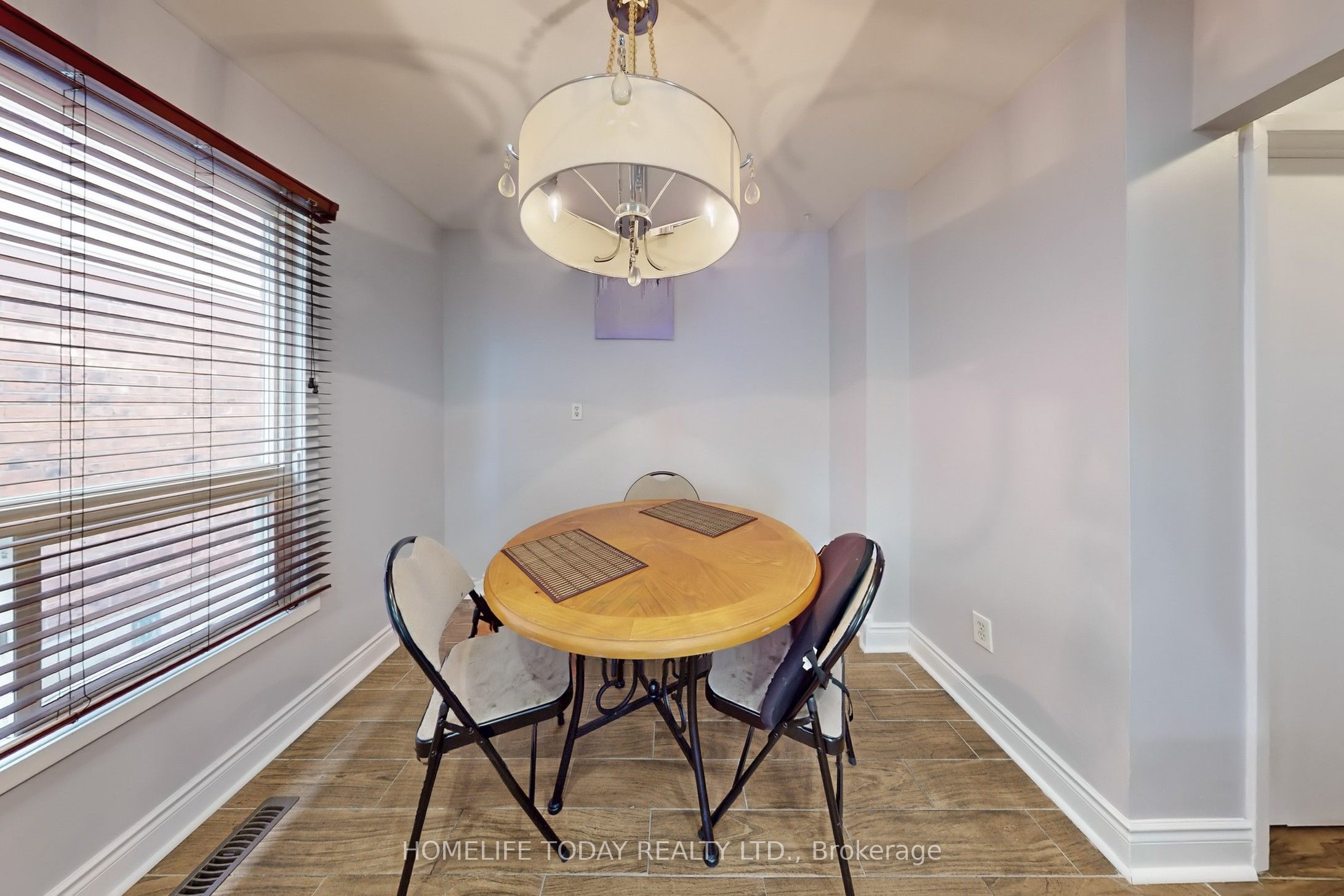 5 Rustywood Dr Property Photo 15