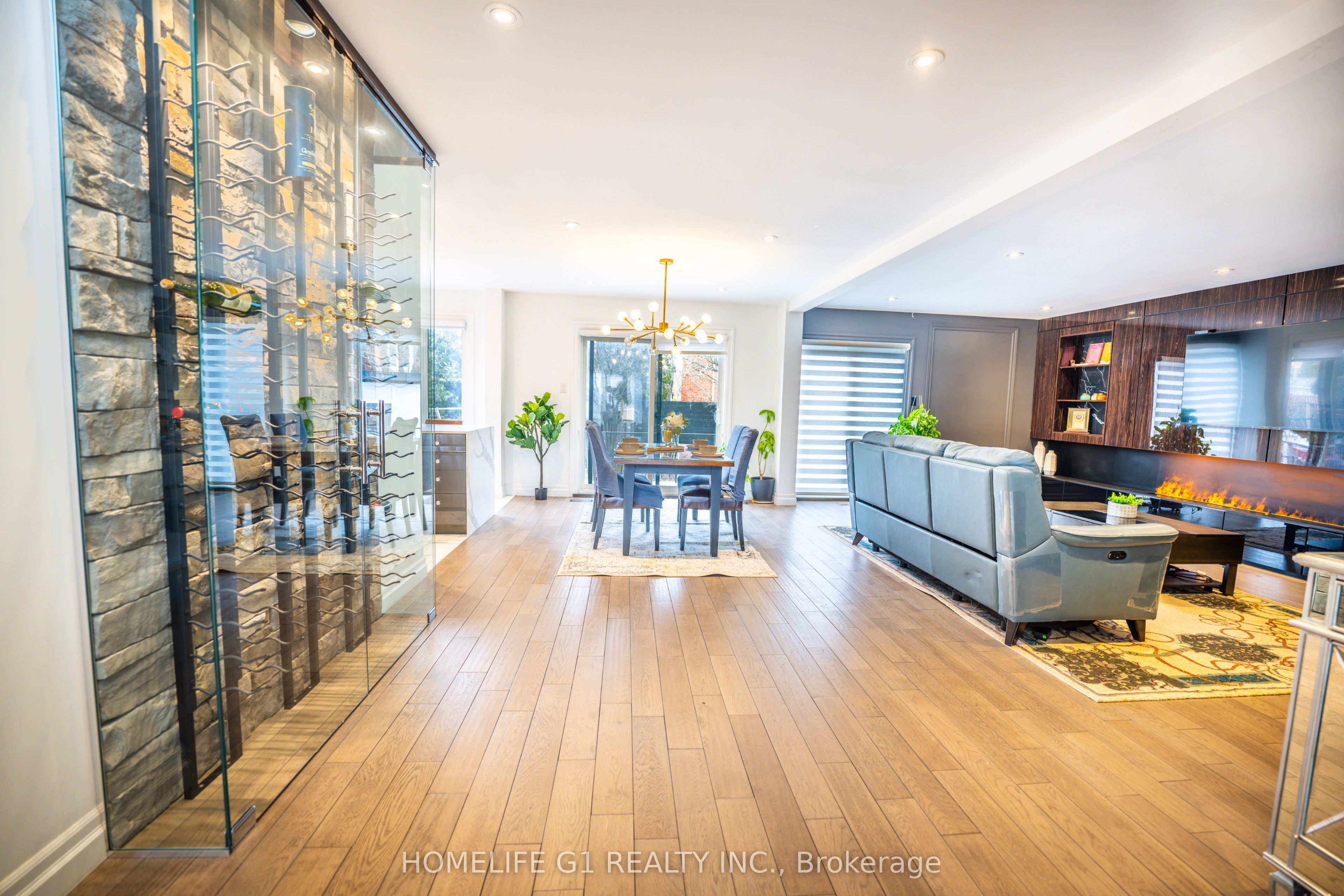 1386 Bough Beeches Boulevard Property Photo 13
