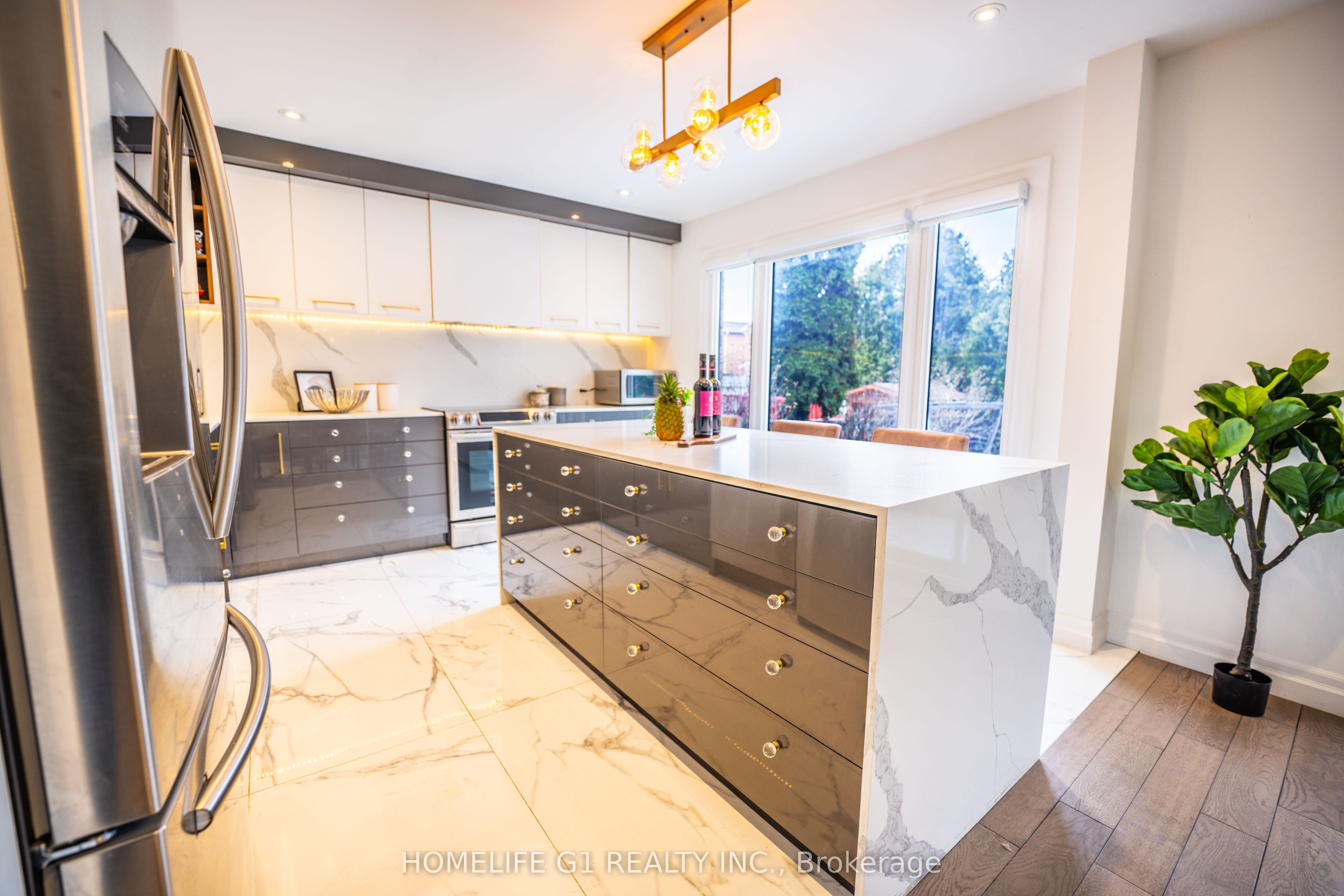 1386 Bough Beeches Boulevard Property Photo 19