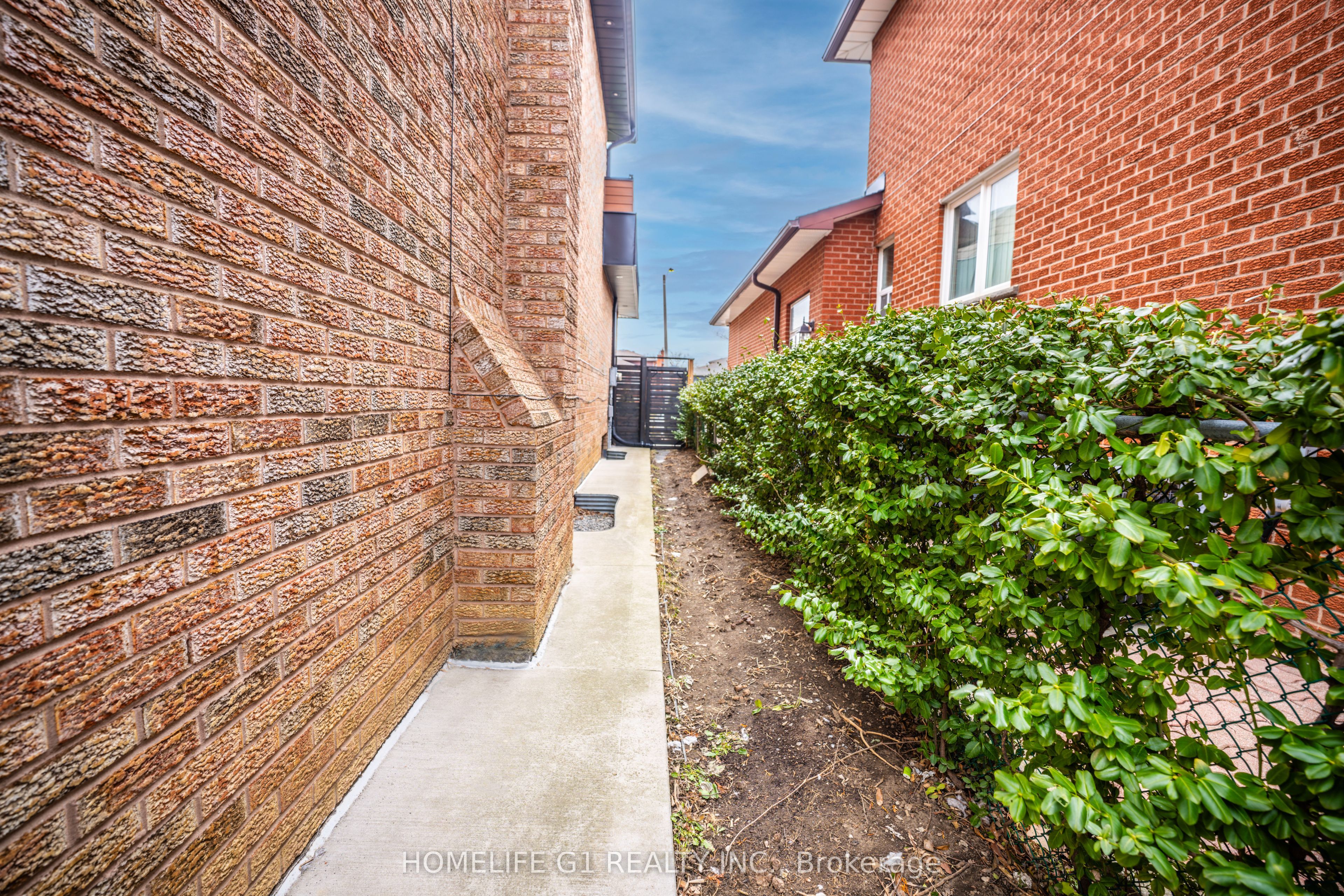 1386 Bough Beeches Boulevard Property Photo 29