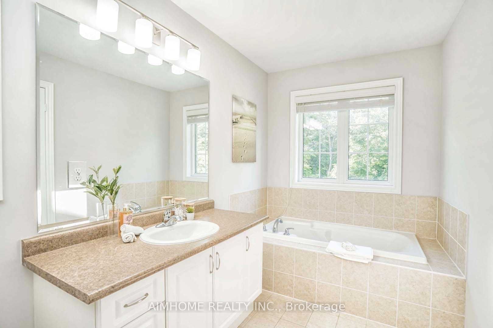 5603 Meadowcrest Ave Property Photo 13