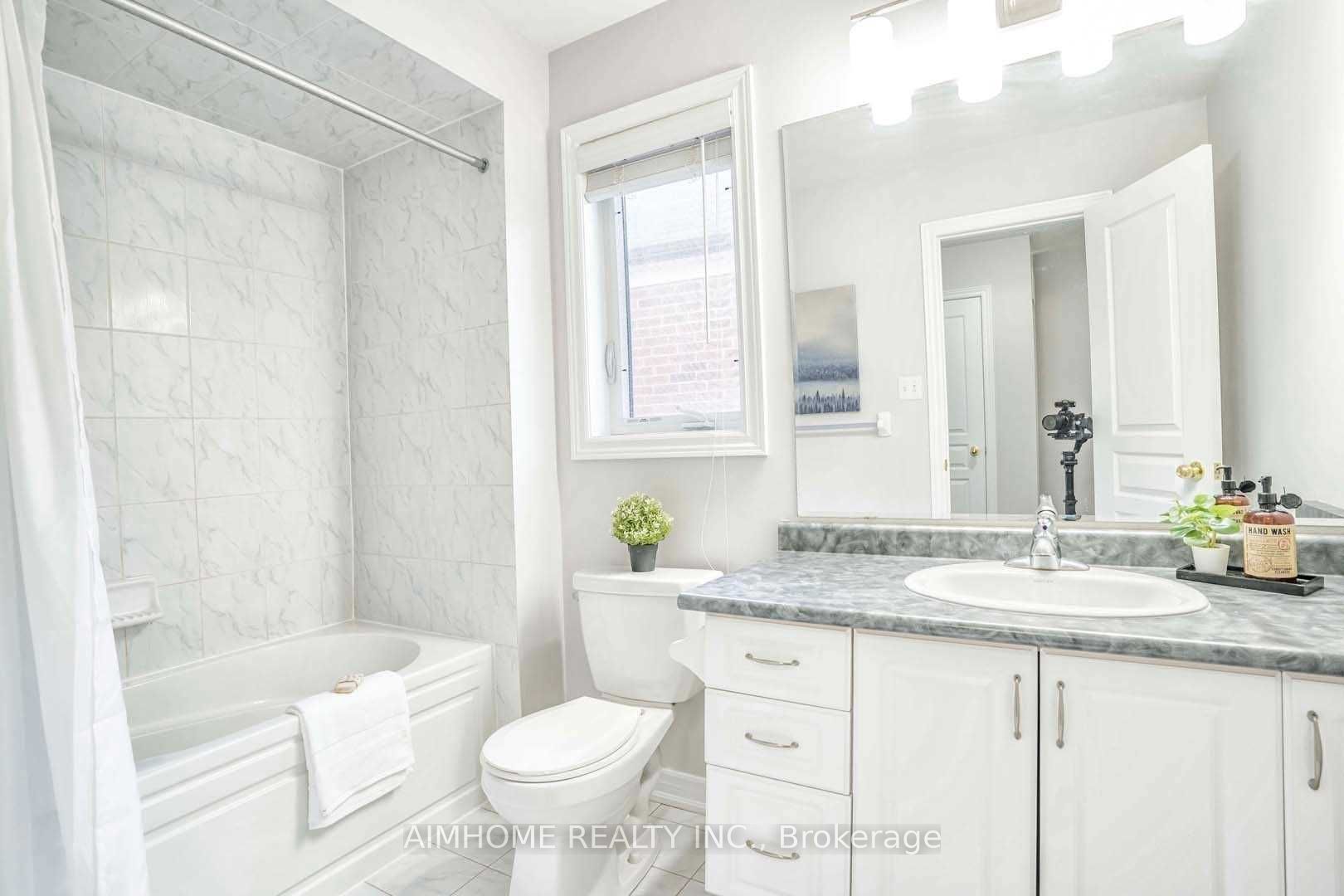 5603 Meadowcrest Ave Property Photo 14
