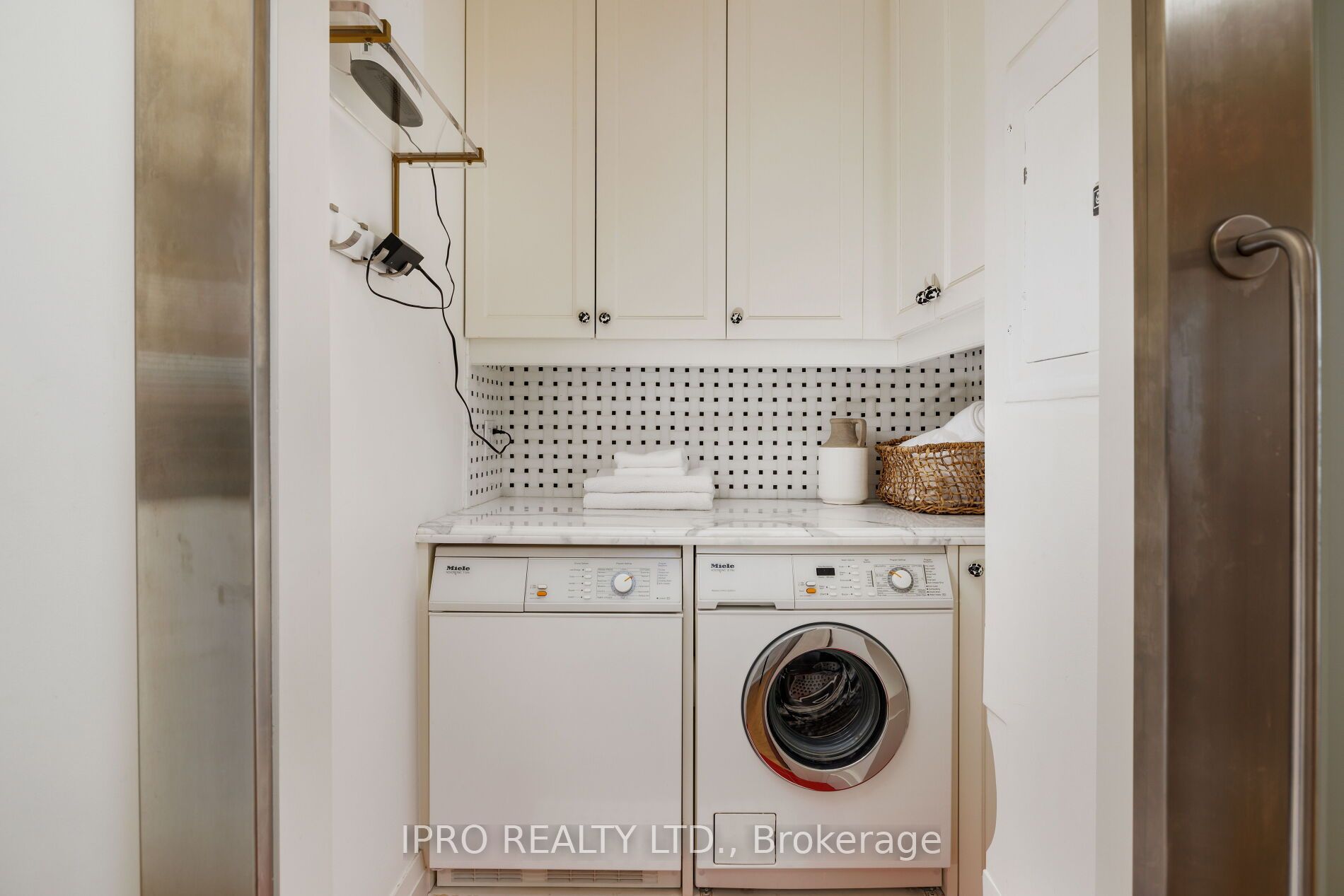 #ph 604 - 935 Royal York Road Property Photo 30