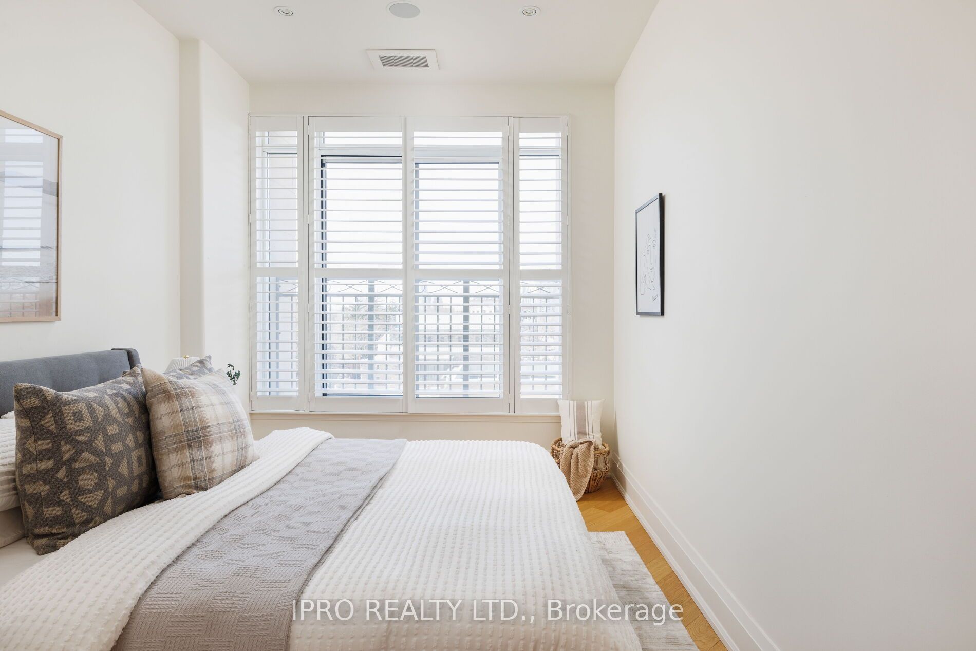 #ph 604 - 935 Royal York Road Property Photo 31