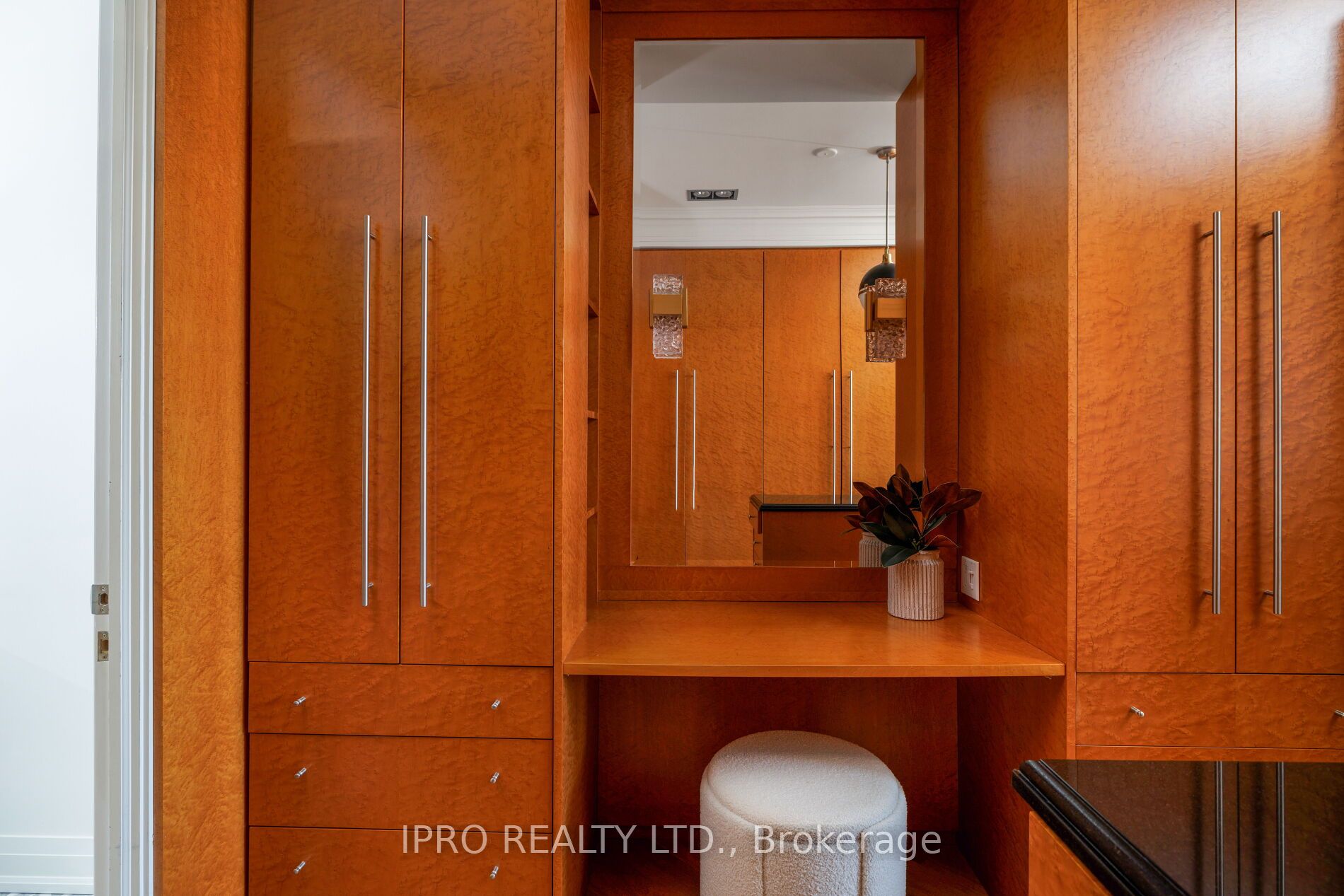 #ph 604 - 935 Royal York Road Property Photo 39