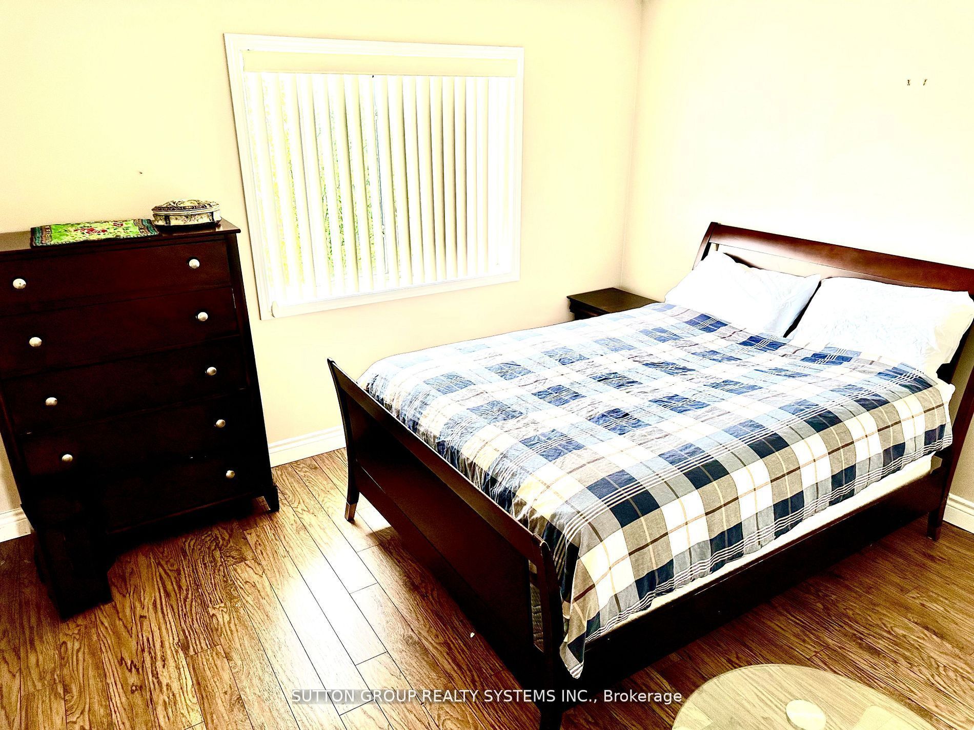 2467 Springforest Dr Property Photo 17