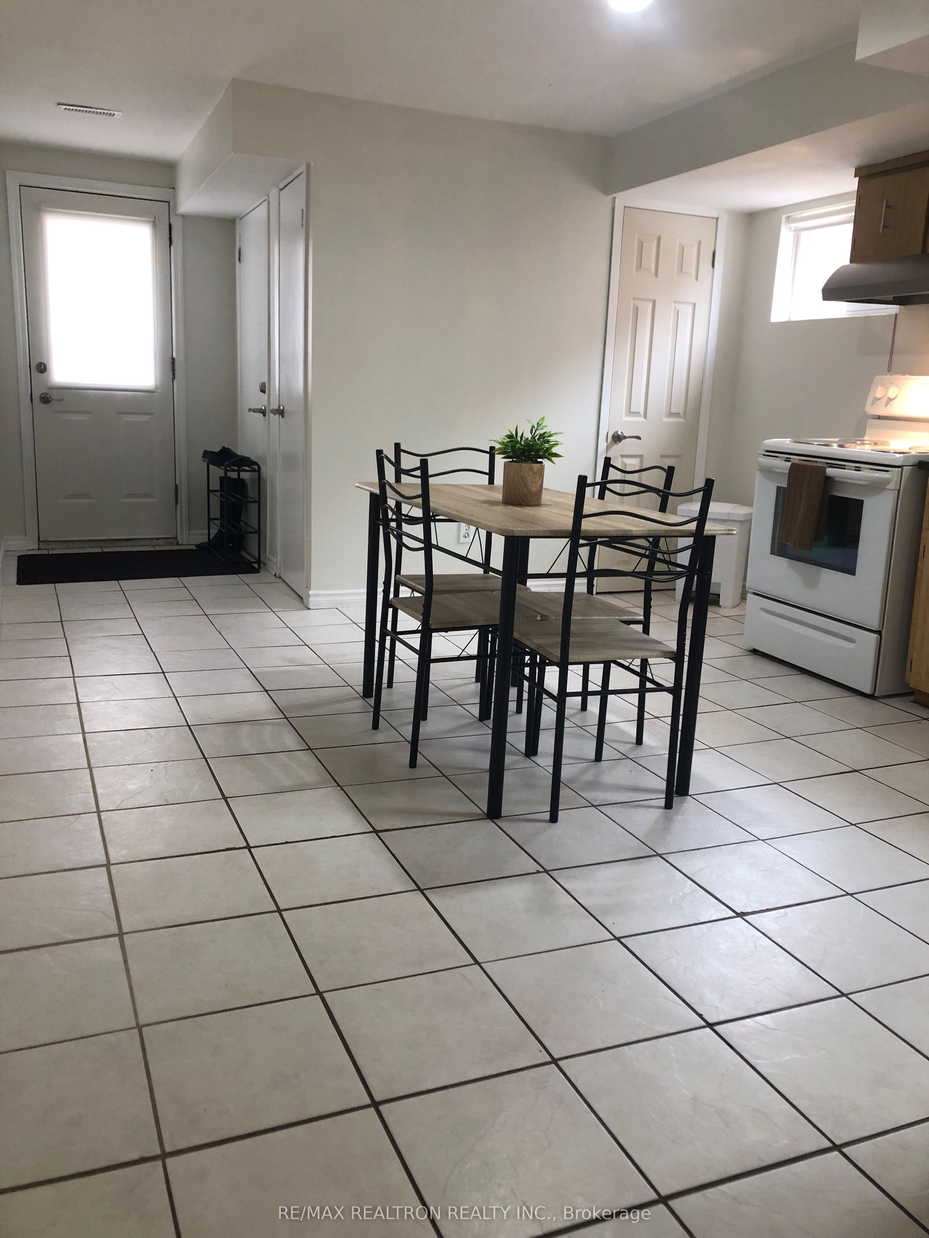 #lower - 7241 Sigsbee Drive Property Photo 3