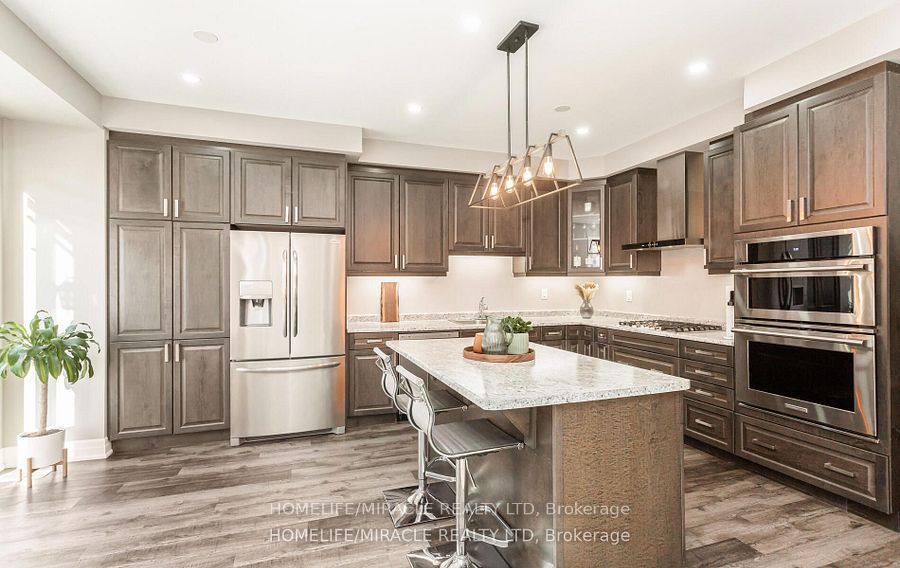 1256 Redbud Gardens Property Photo 14