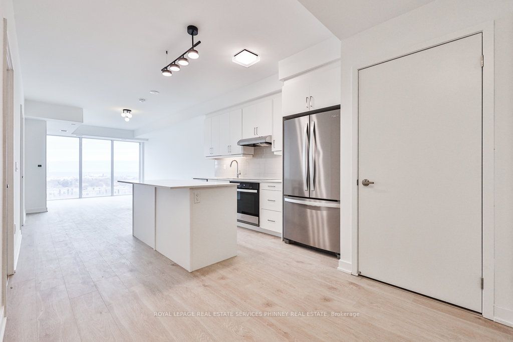 #1505 - 1035 Southdown Road Property Photo 4