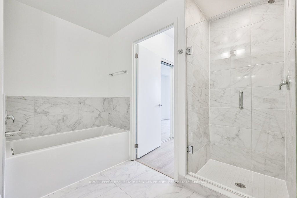 #1505 - 1035 Southdown Road Property Photo 17