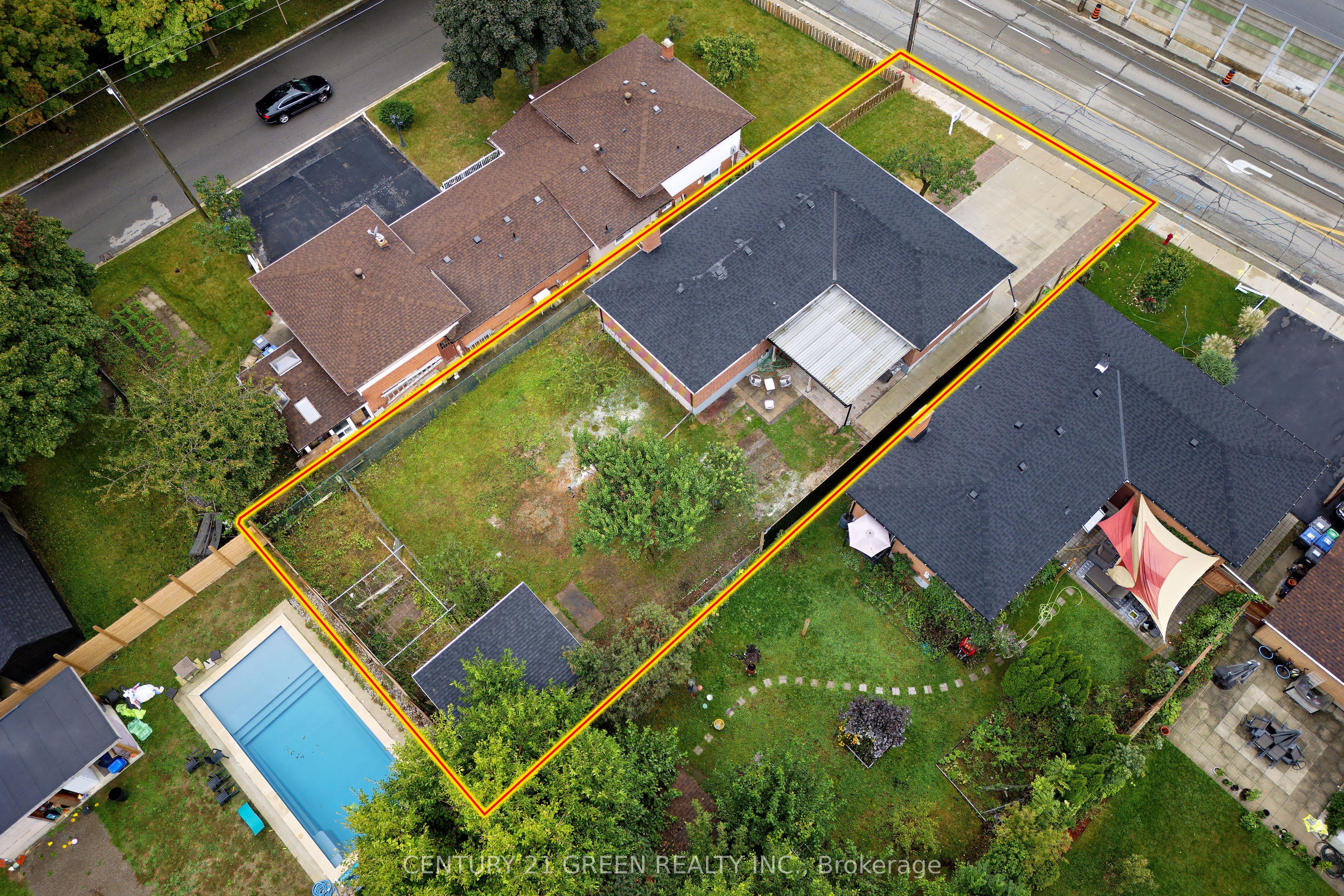 958 South Service Road Property Photo 40