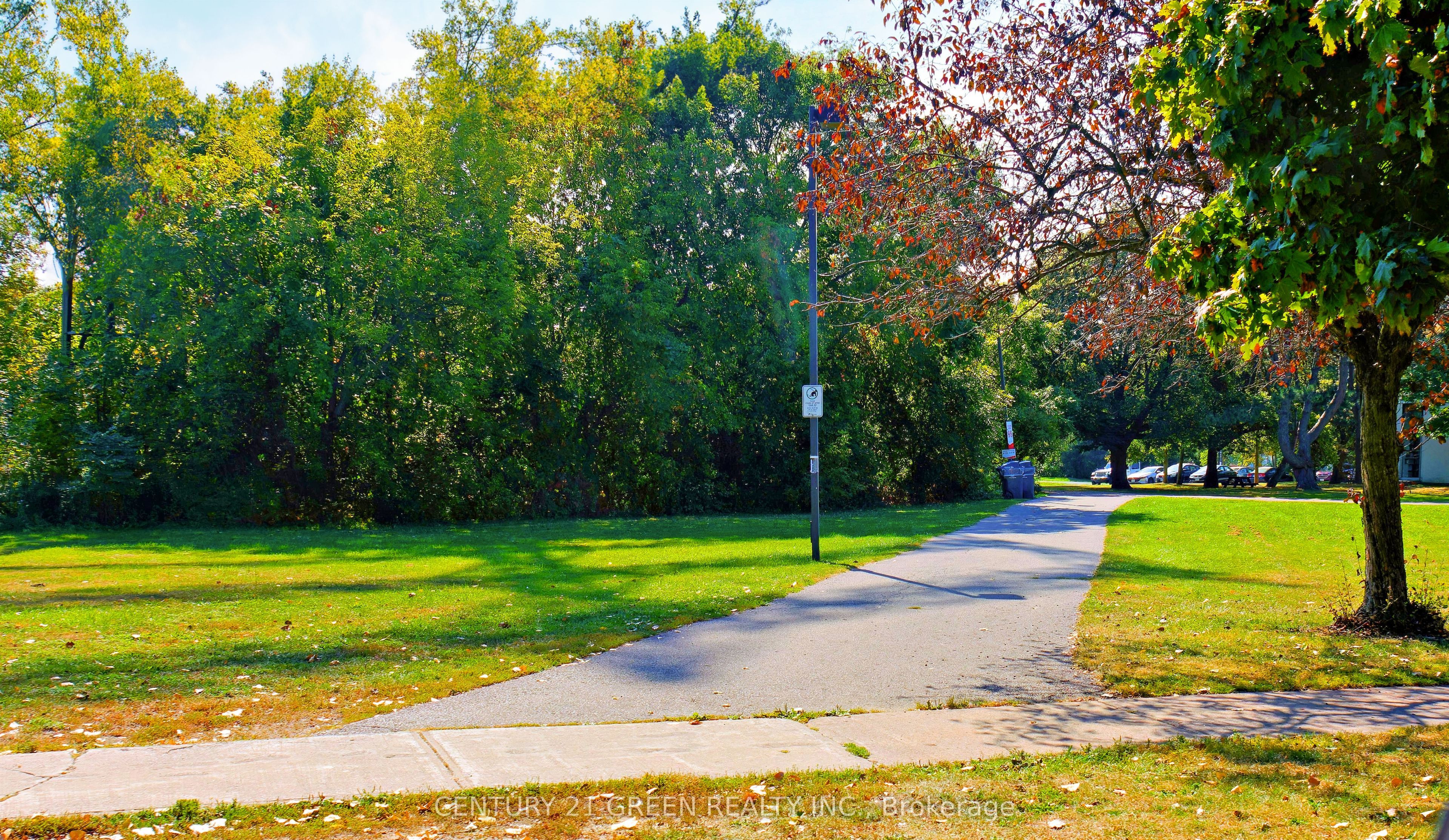 958 South Service Road Property Photo 43