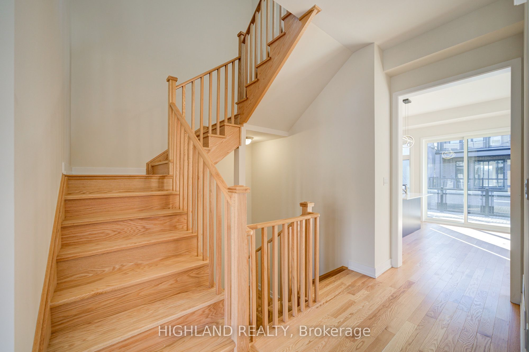 3046 Perkins Way Property Photo 7