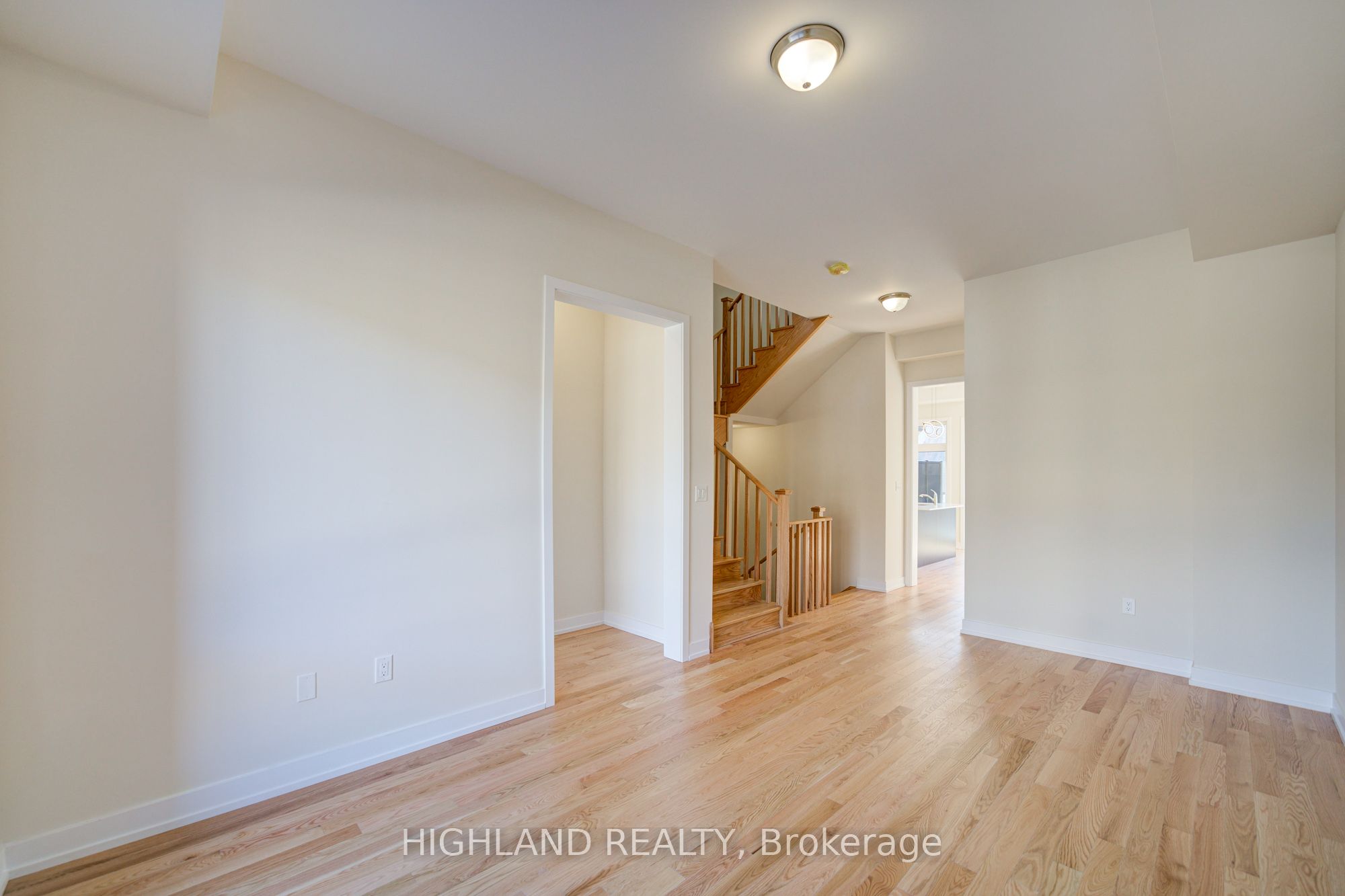 3046 Perkins Way Property Photo 10