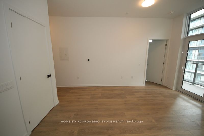 #1205 - 10 Graphophone Grove Street Property Photo 7