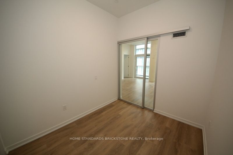 #1205 - 10 Graphophone Grove Street Property Photo 16