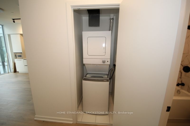 #1205 - 10 Graphophone Grove Street Property Photo 22