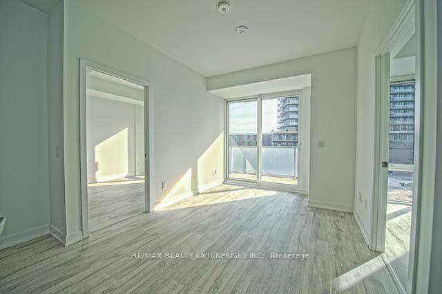 #345 - 215 Lakeshore Road Property Photo 12