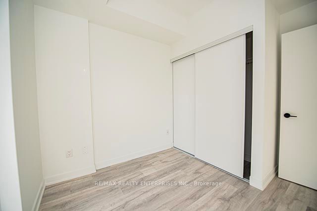 #345 - 215 Lakeshore Road Property Photo 15