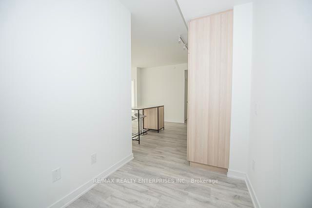 #345 - 215 Lakeshore Road Property Photo 21