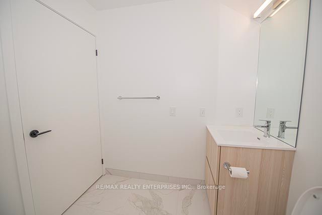 #345 - 215 Lakeshore Road Property Photo 23