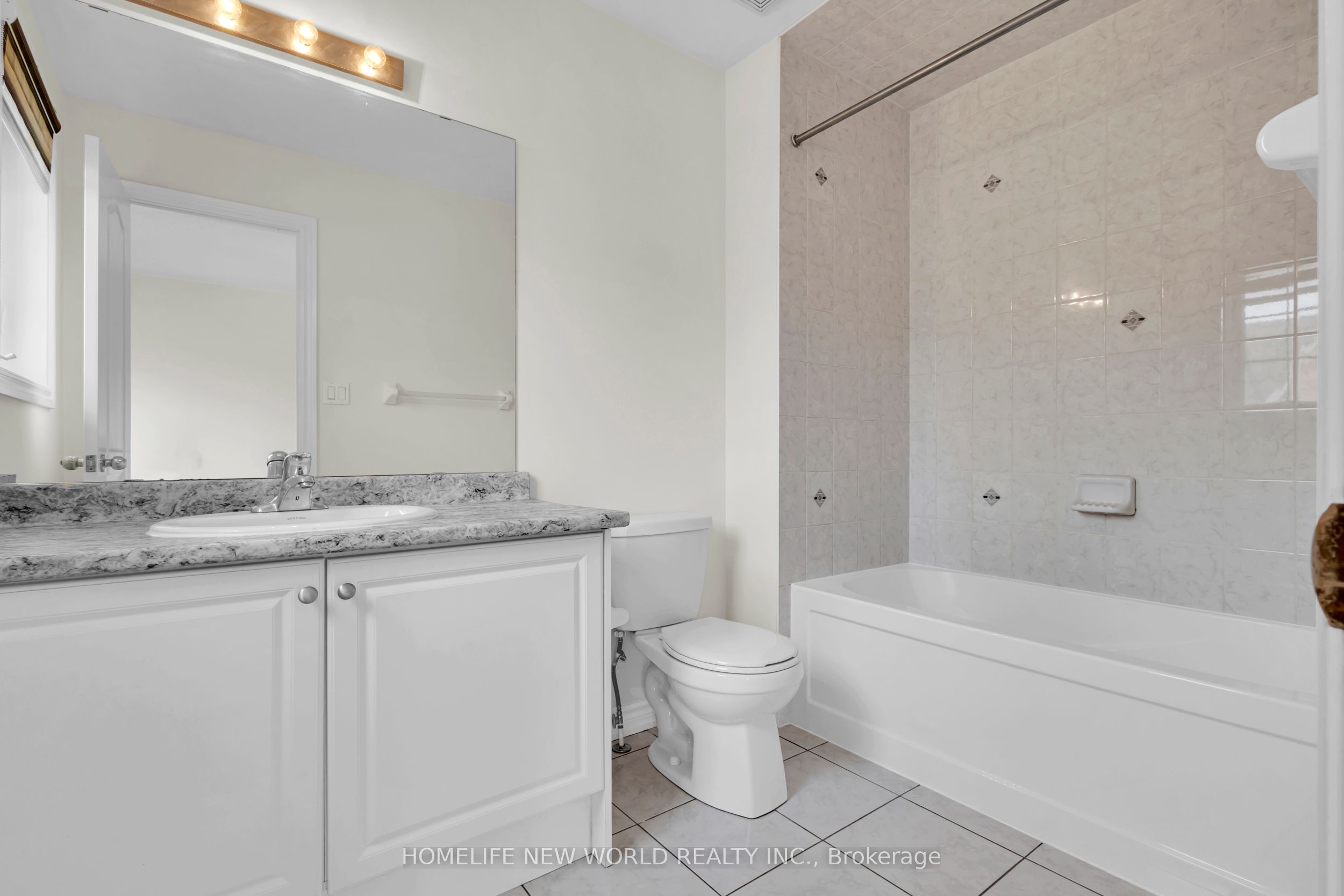 8 Shiff Crescent Property Photo 21