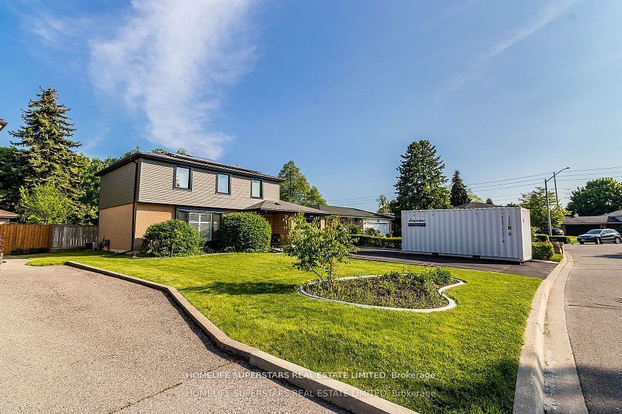 20 Beechwood Crescent Property Photo 2