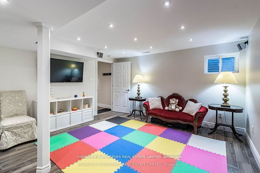 20 Beechwood Crescent Property Photo 26