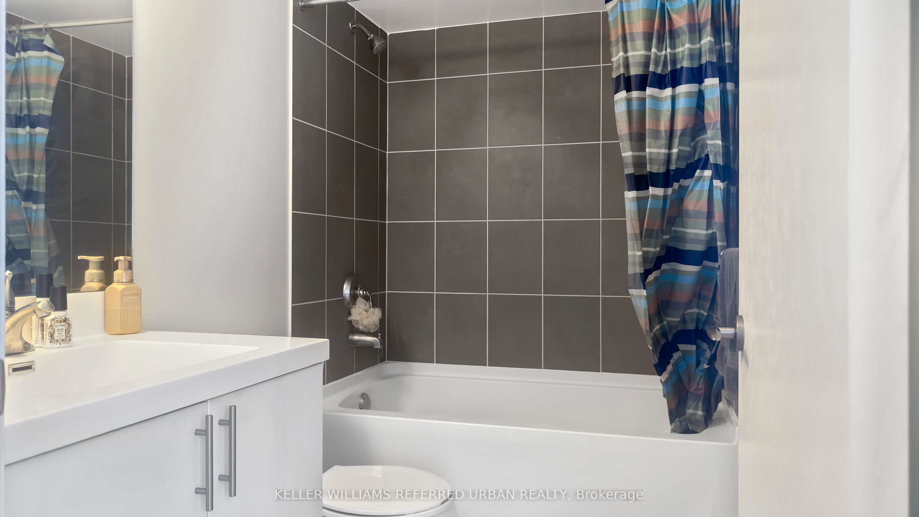 #908 - 3091 Dufferin Street Property Photo 7