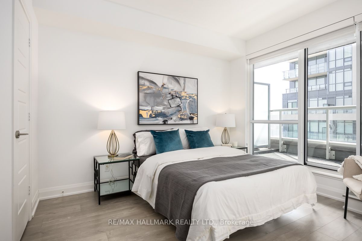#604 - 110 Marine Parade Drive Property Photo 13