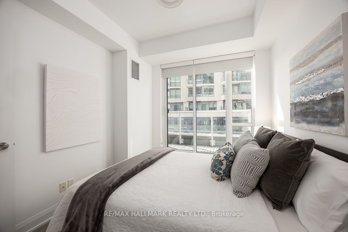 #604 - 110 Marine Parade Drive Property Photo 19