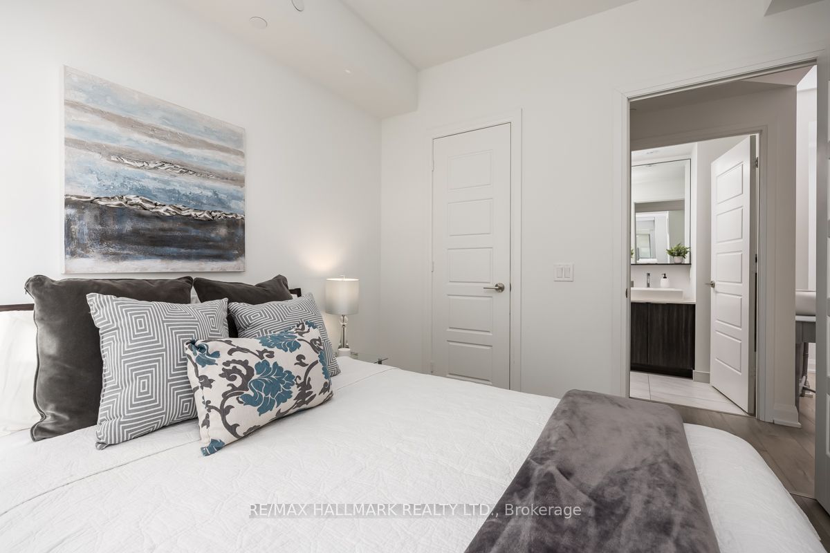 #604 - 110 Marine Parade Drive Property Photo 20