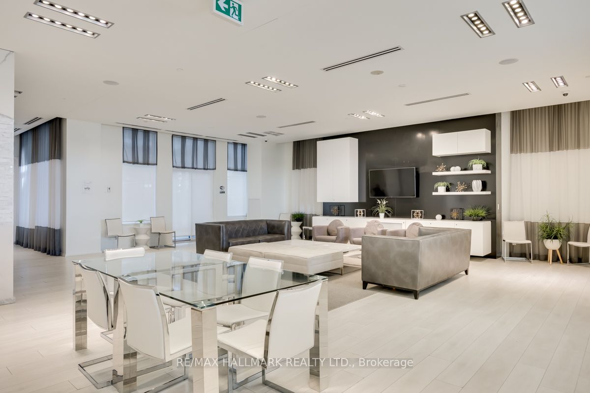 #604 - 110 Marine Parade Drive Property Photo 29