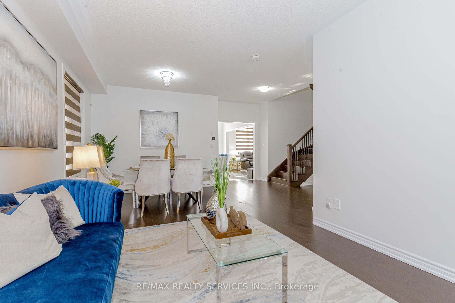 17 Seymour Road Property Photo 8
