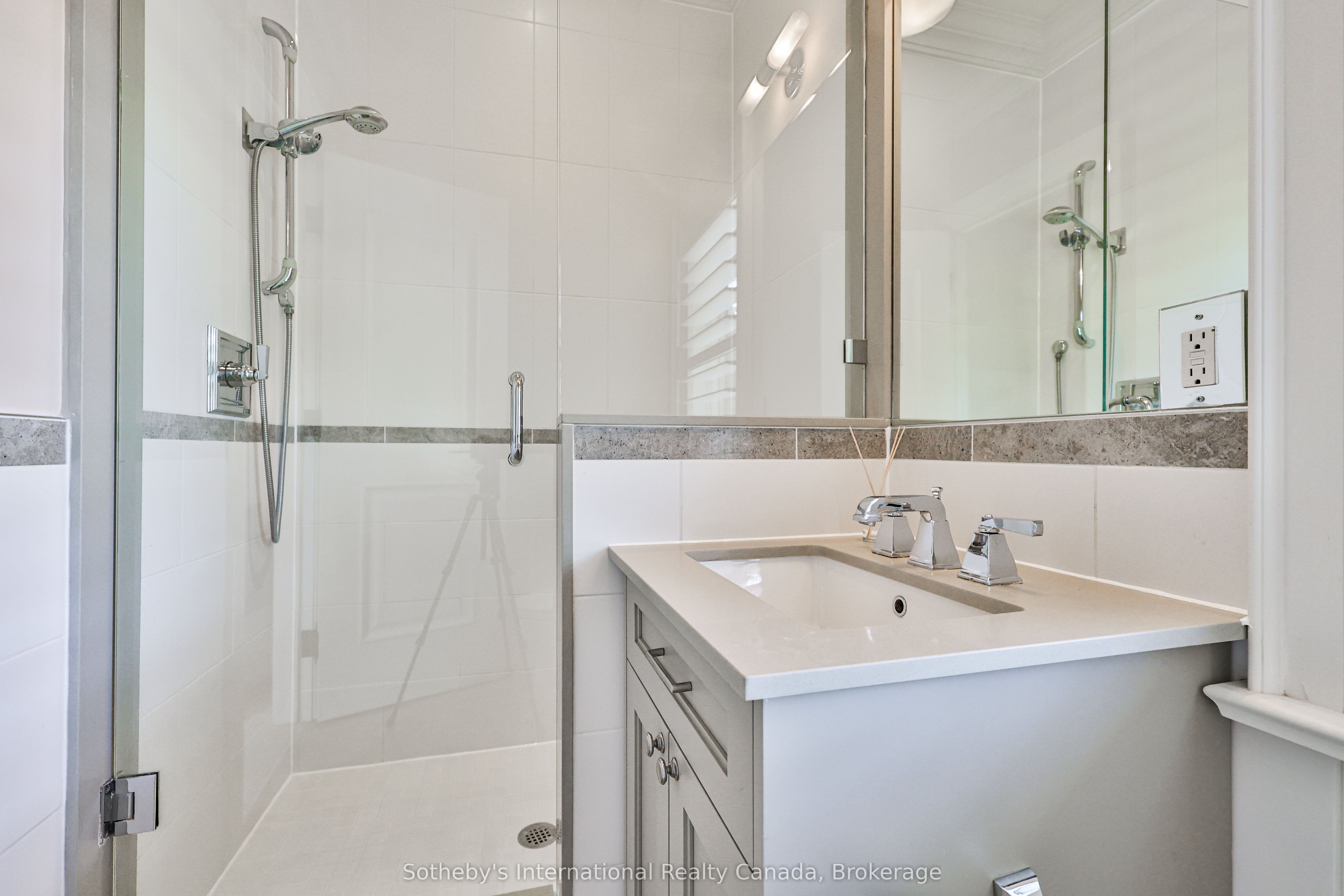 1051 Pinewood Avenue Property Photo 38