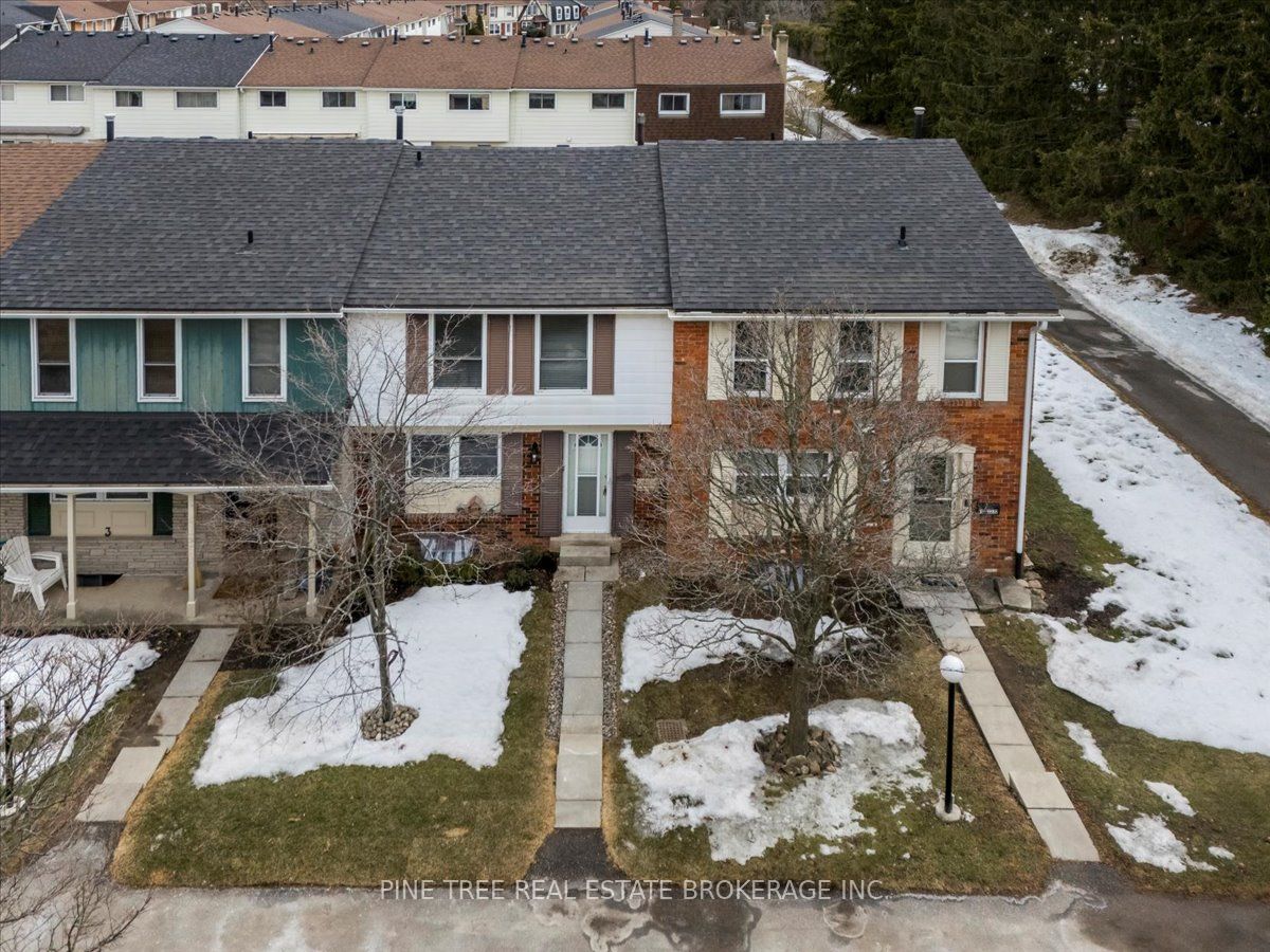 #2 - 2232 Upper Middle Road Property Photo 42