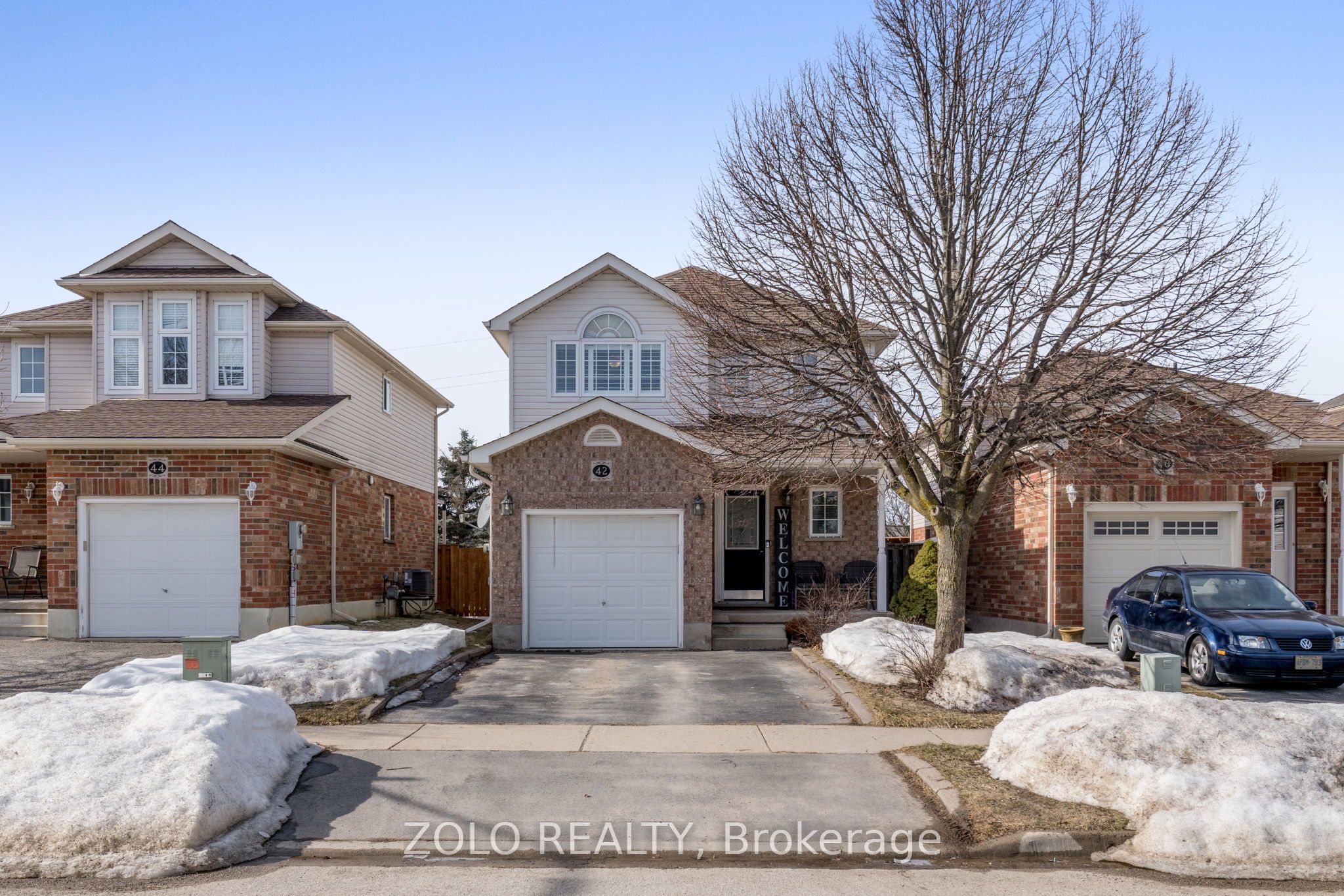 42 Beardmore Crescent Property Photo 1