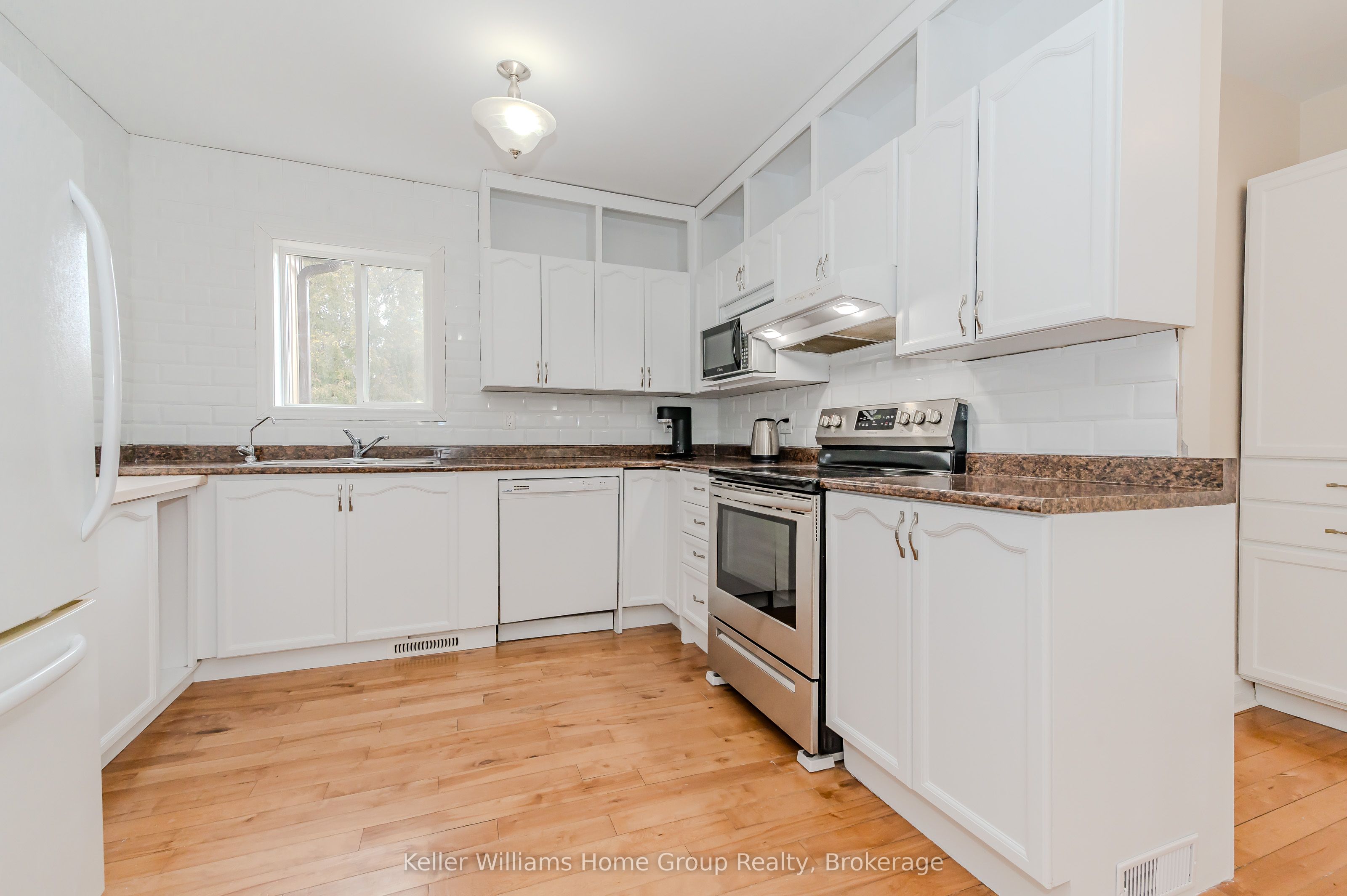 196 Eastern Avenue Property Photo 16