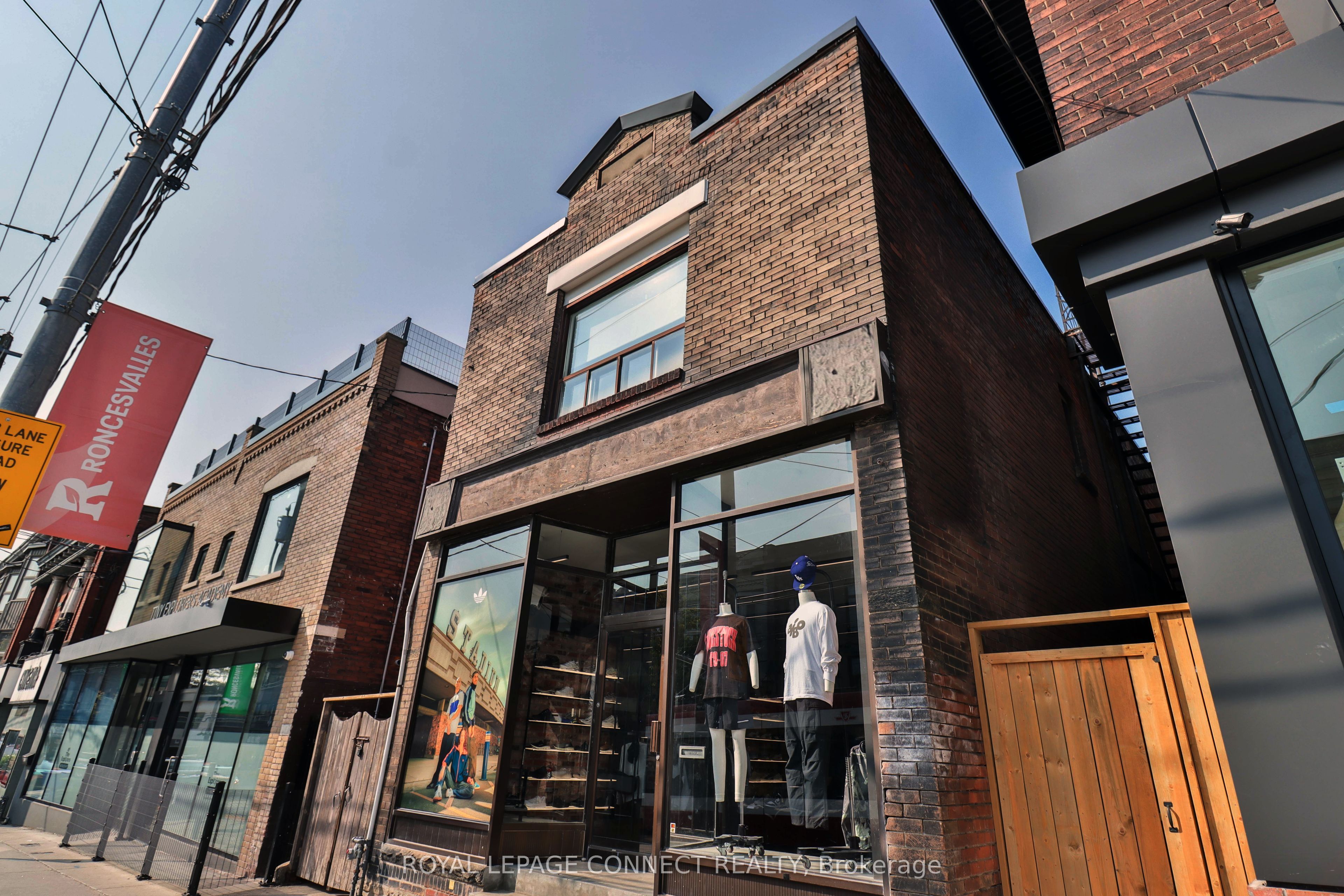 #main - 406 Roncesvalles Avenue Property Photo 2