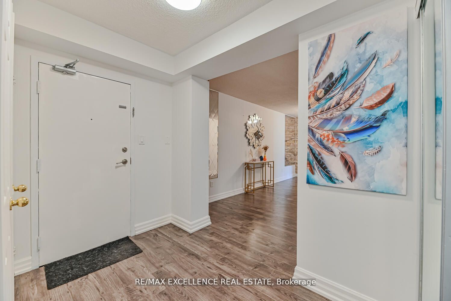 5 Lisa Street 1002 Property Photo 8