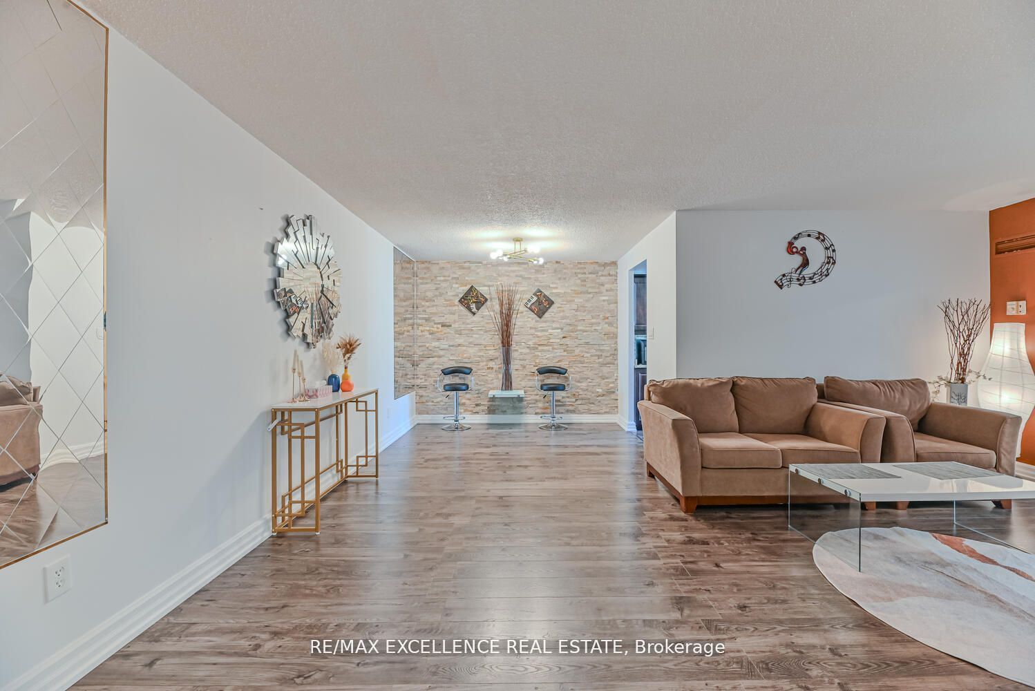 5 Lisa Street 1002 Property Photo 12