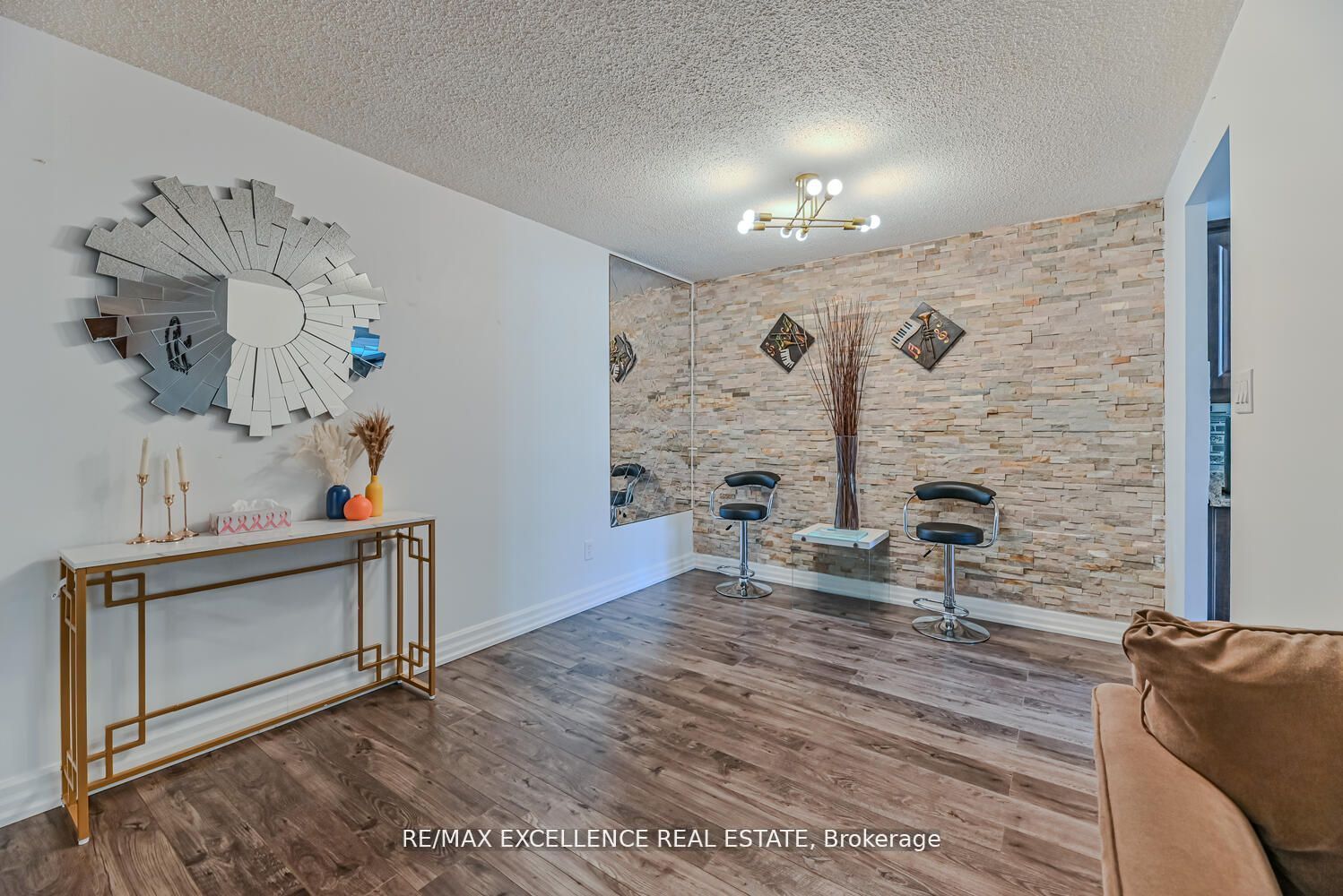 5 Lisa Street 1002 Property Photo 18