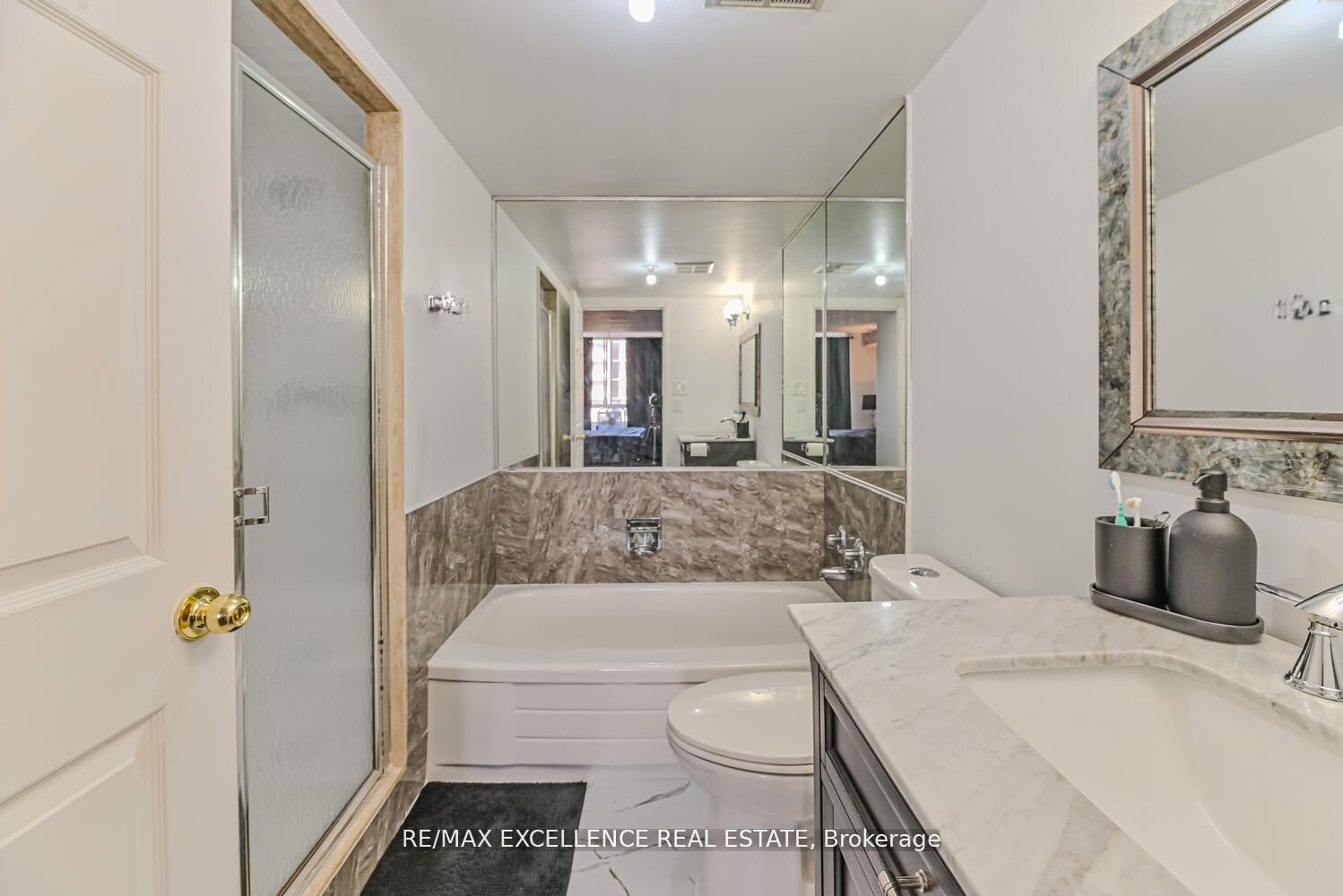 5 Lisa Street 1002 Property Photo 34