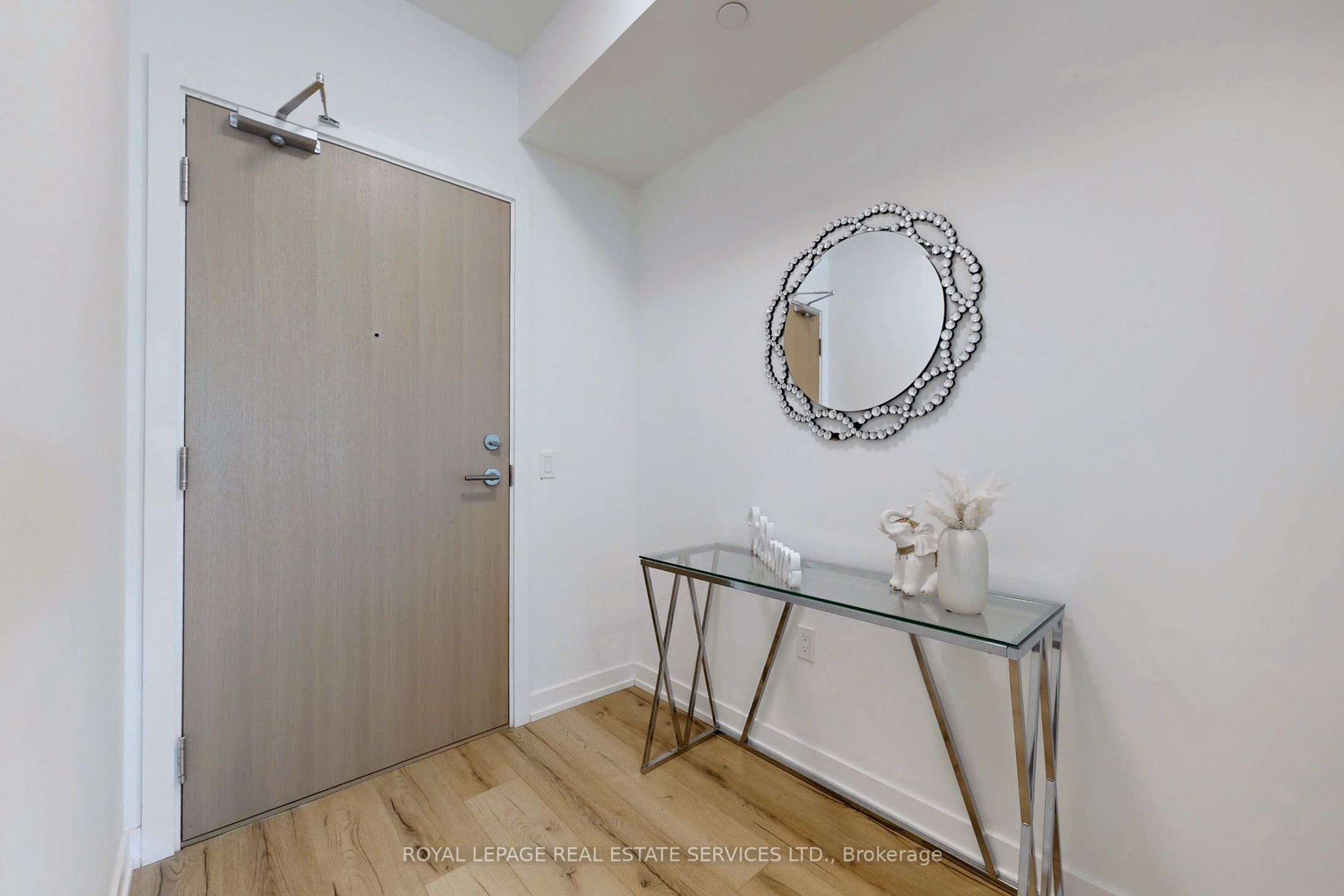 1195 The Queensway Avenue 507 Property Photo 31