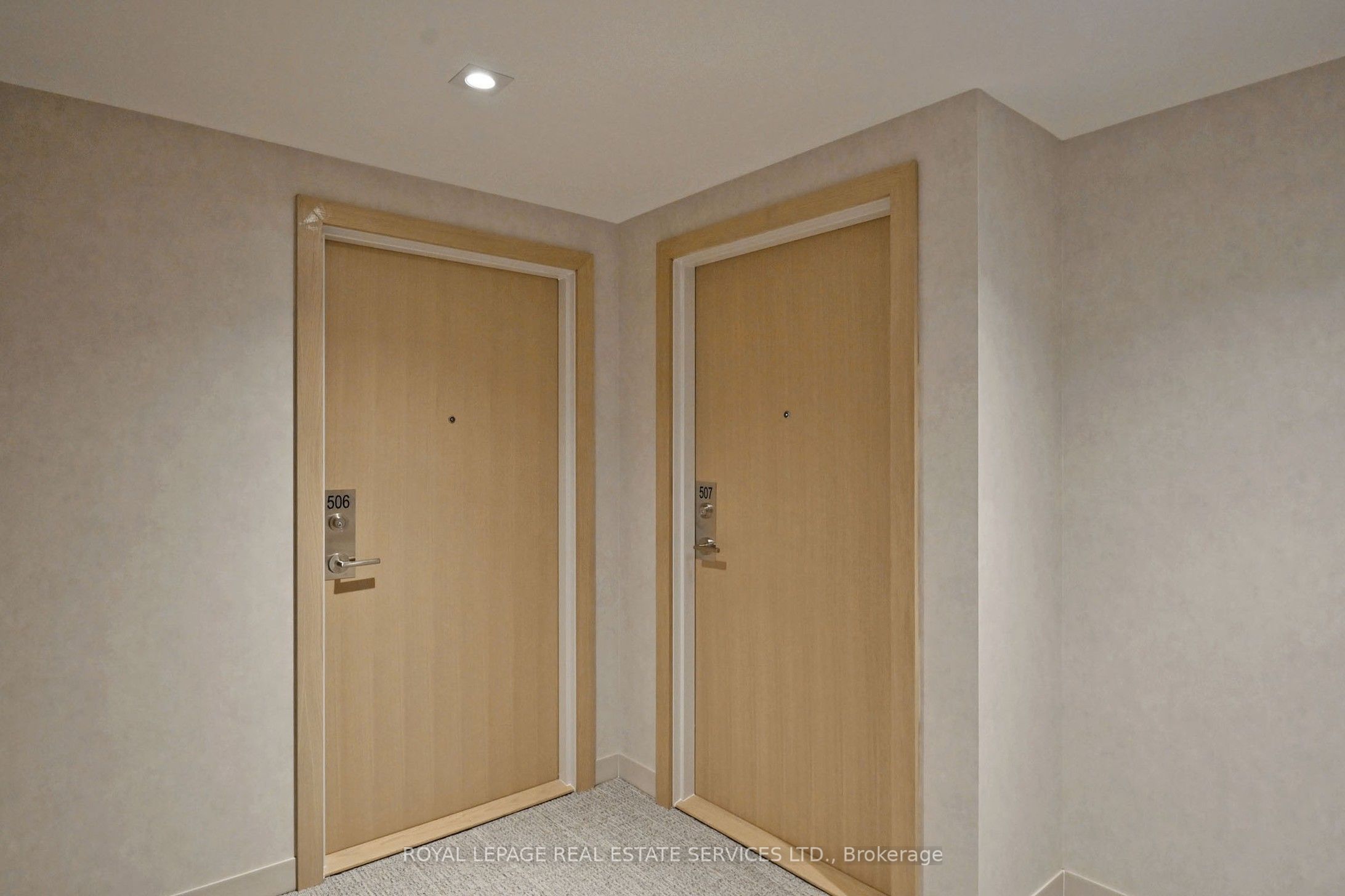 1195 The Queensway Avenue 507 Property Photo 32