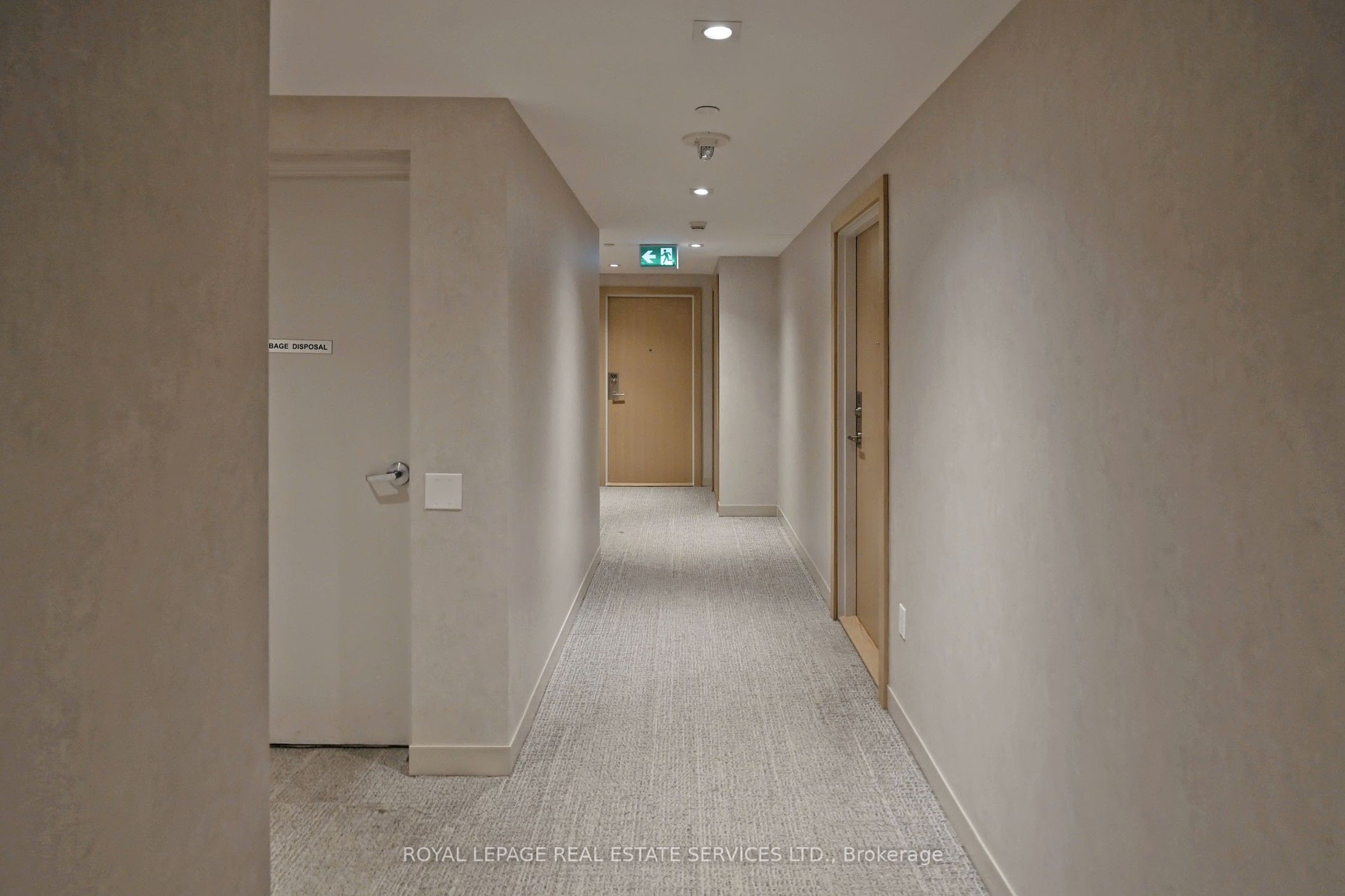 1195 The Queensway Avenue 507 Property Photo 35
