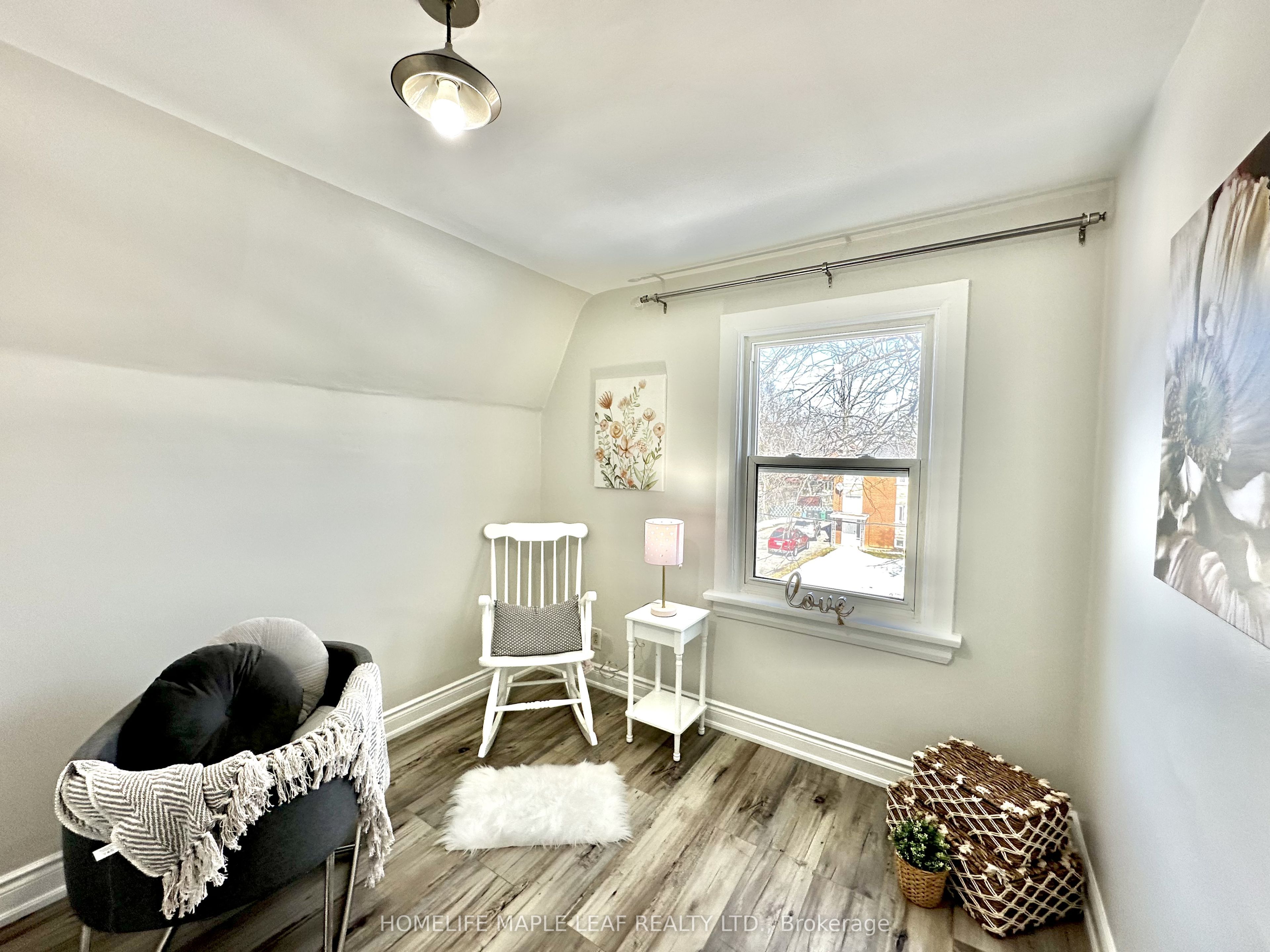 7 Lowes Avenue Property Photo 16